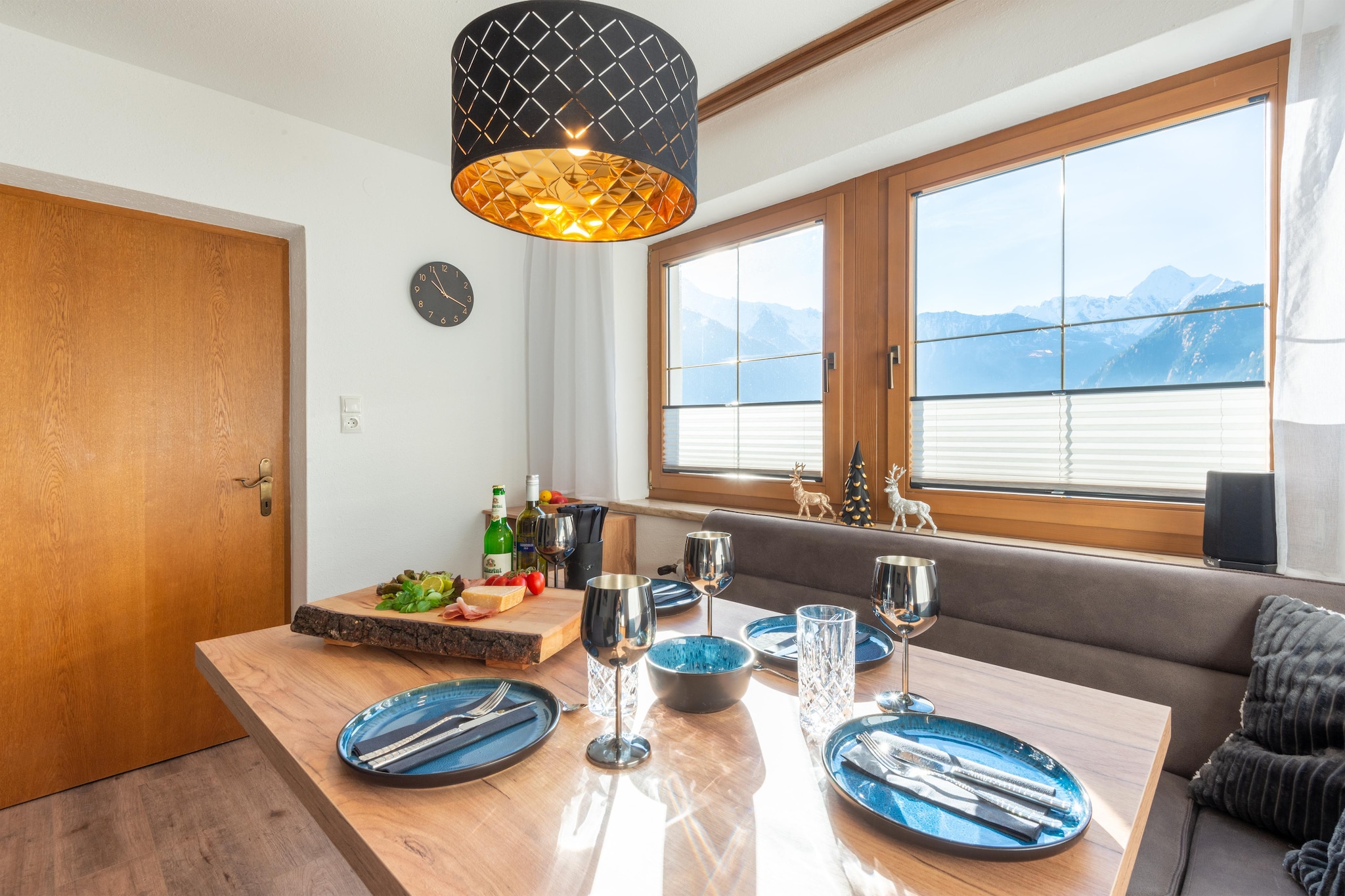 This renovated apartment in 2023 is in a beautiful location near Horbergbahn in Mayrhofen. From this apartment, you can enjoy a fantastic panoramic view of the mountains and Mayrhofen from the balcony. Here you can end the day with a glass of wine after a sunny day of skiing or an eventful summer experience.

Within walking distance, you can reach everything you need, numerous restaurants, shopping, cafes, and the ski bus directly to Mayrhofen stops not far from the house. Make sure to enjoy skiing here! There are many other tourist attractions worth visiting.

In the kitchen, you can prepare delicious meals and relish them with your loved ones on the dining table in the living room. There is a nice balcony where you can sit and relax. You can safely keep the ski boot heaters in the storage facility provided. The parking is available here. 

The owner lovingly renovated the apartment in 2023 with many details and is happy to answer any questions or tips.
The owner offers a laundry service (washing, drying, ironing) for a fee on site.
