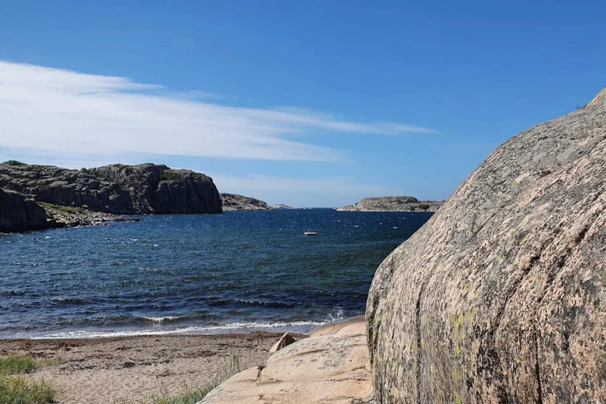 4 star holiday home in Hamburgsund-Water view