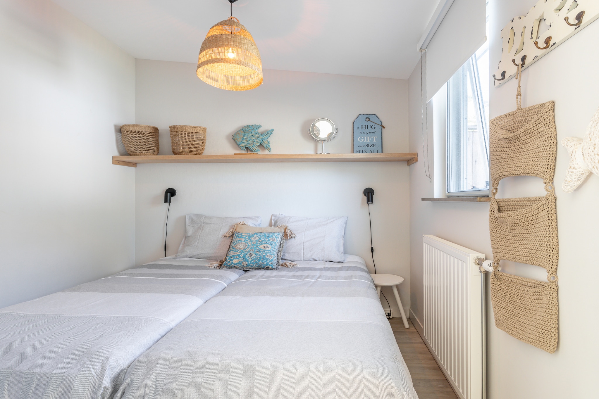 Holiday Home near Beach with Garden