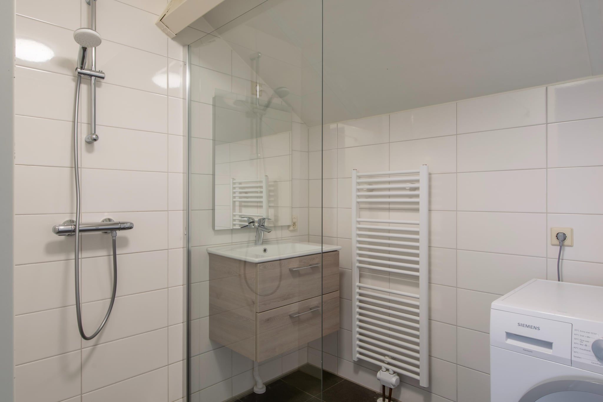 Vakantiepark de Soeten Haert 20-Badkamer