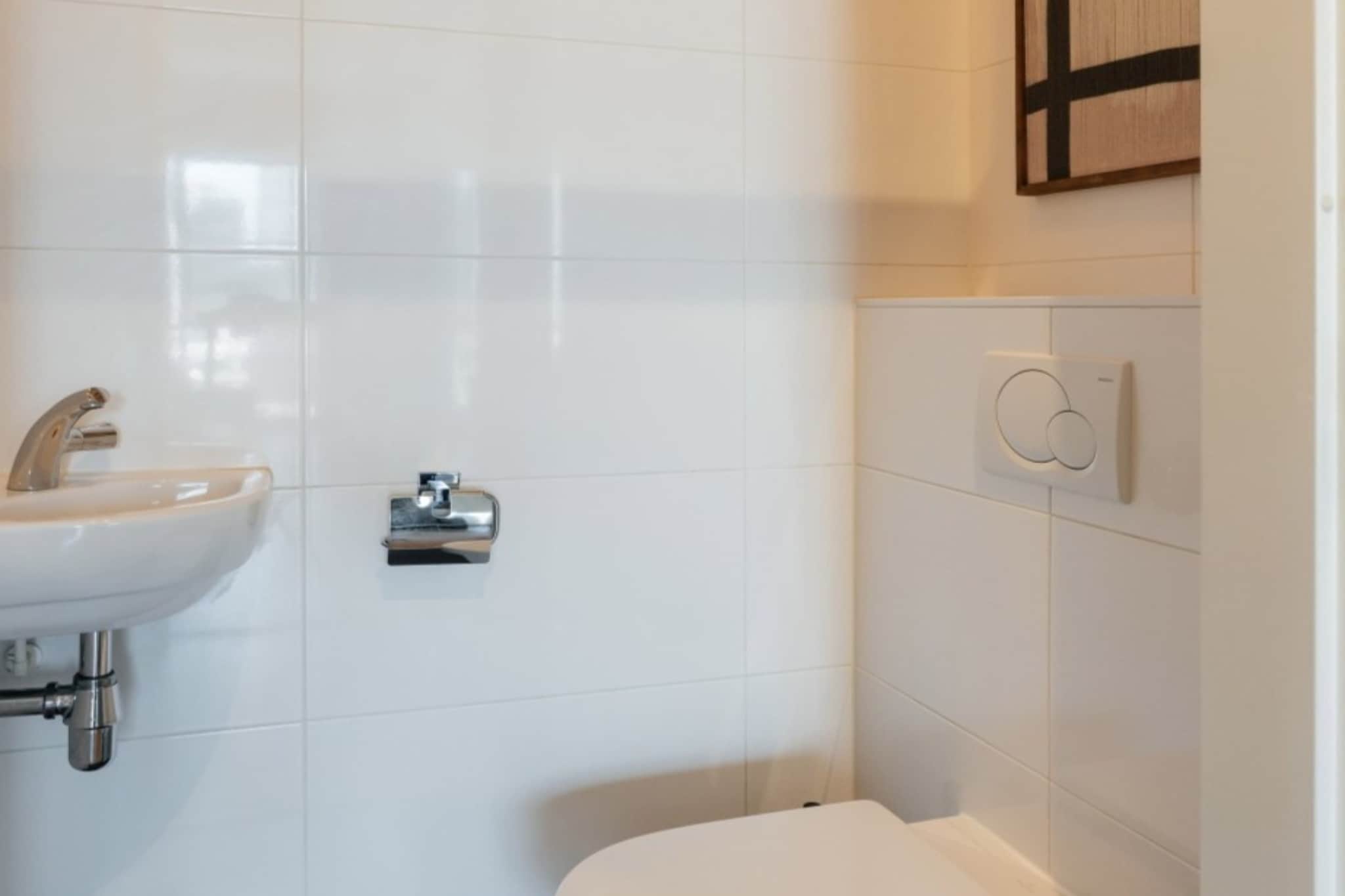 Scheveningen Harbour 6B - Badkamer