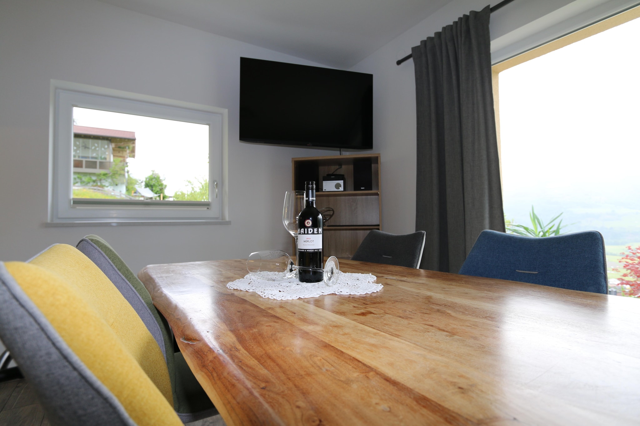Appartement Mountain Joys - Eetkamer