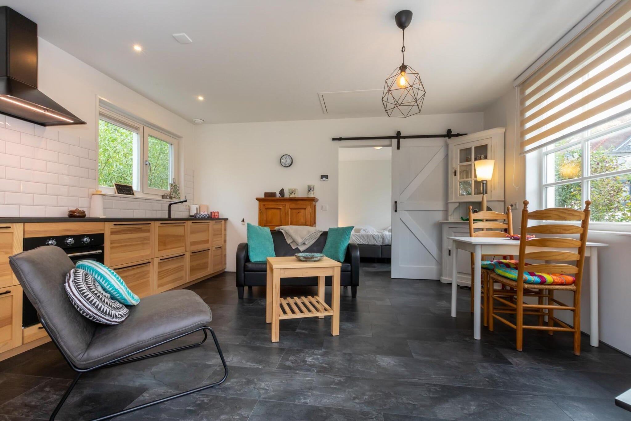 Achterweg 10 l Zonnemaire 'Sol e Mar' - Woonkamer