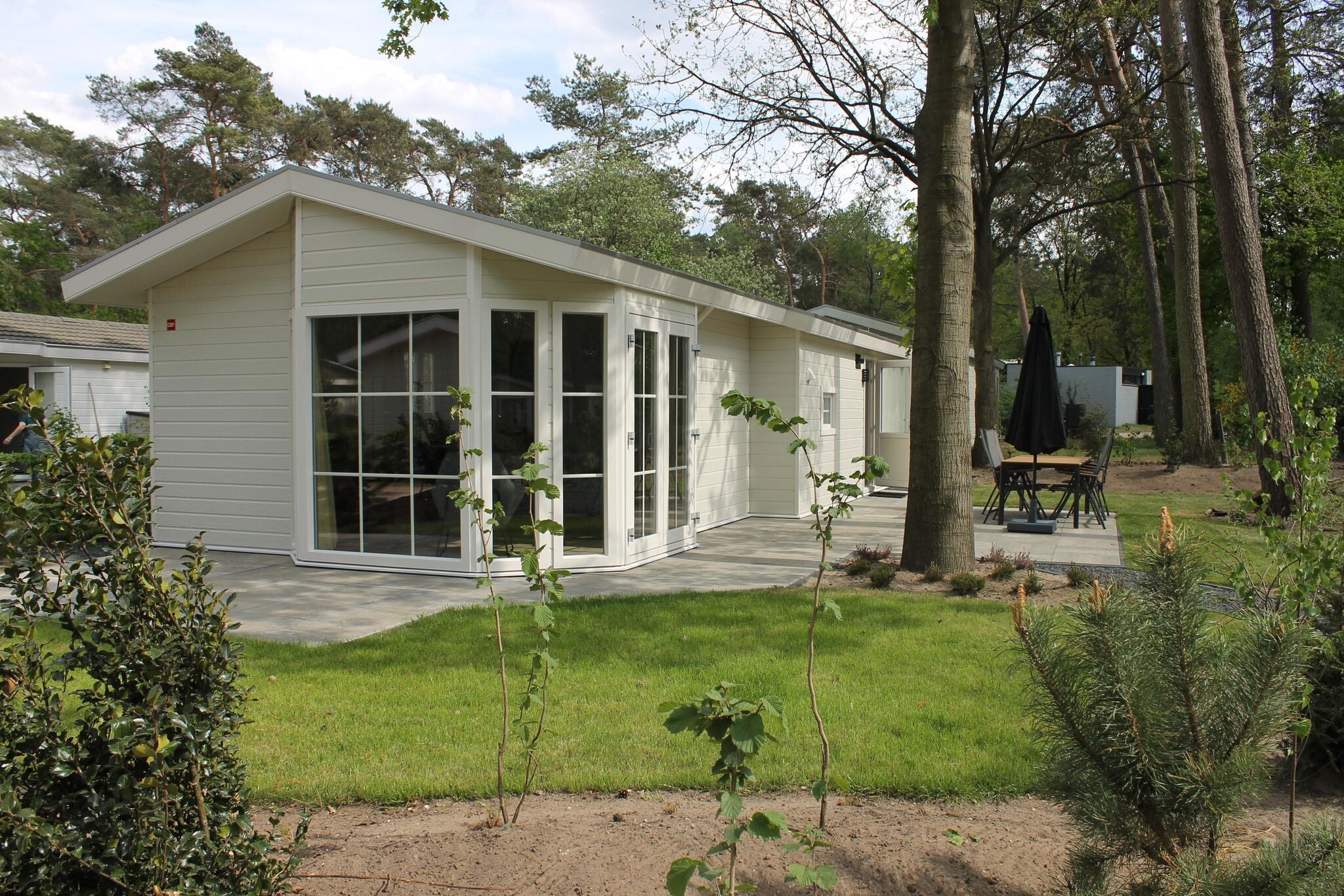 Nice chalet with dishwasher, in a holiday park on the Veluwe