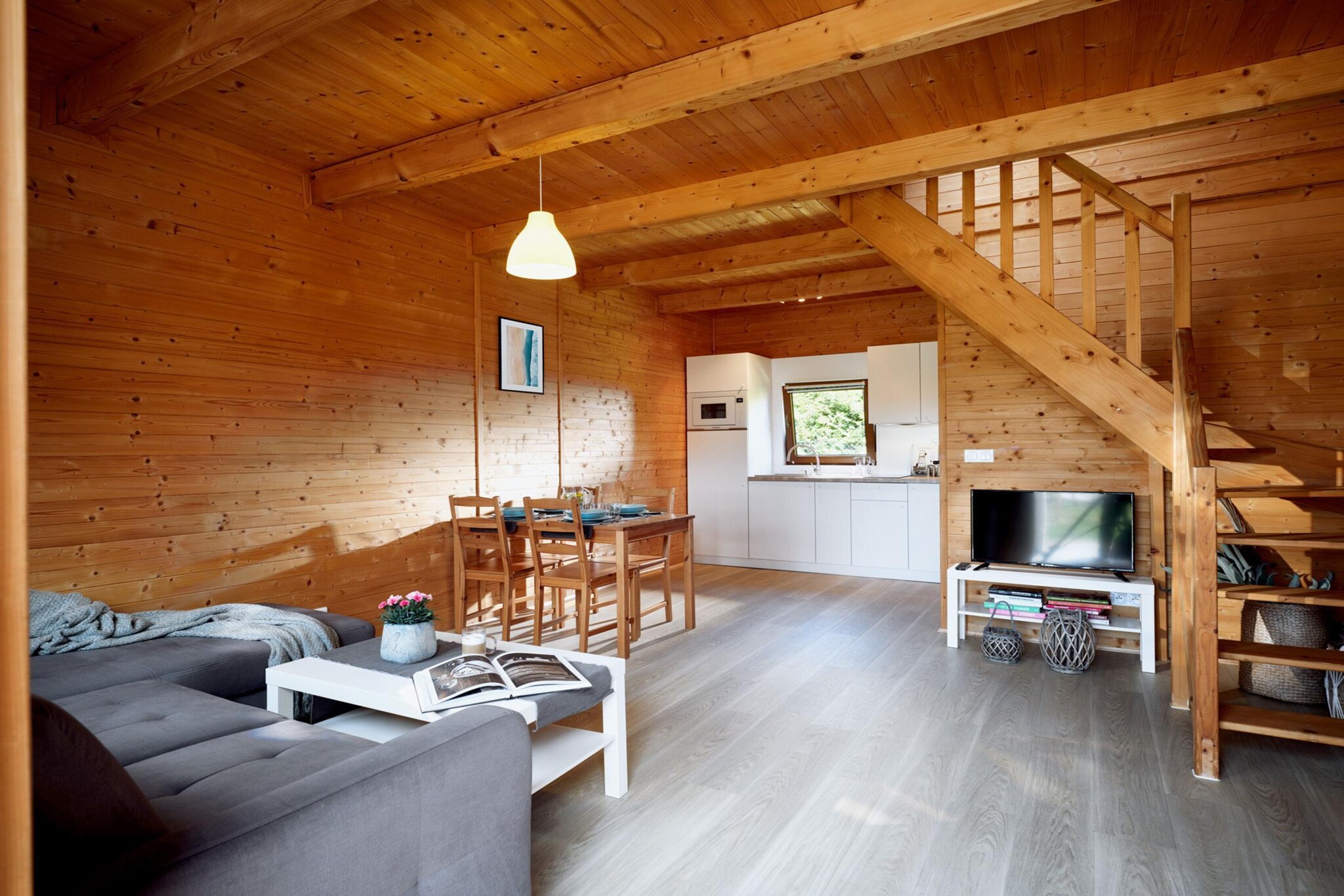 Holiday homes with pool, attractions for children