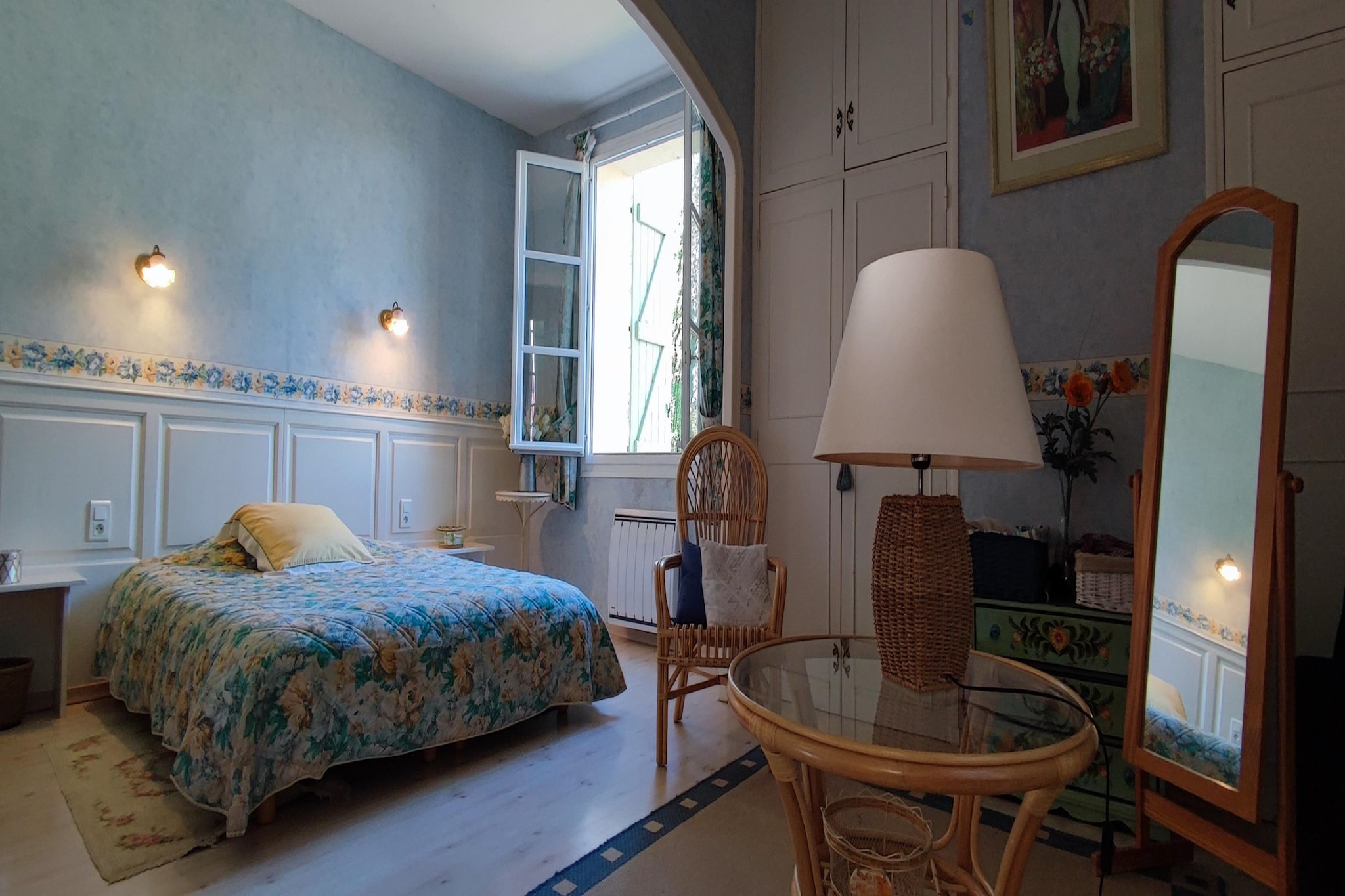 Bed Room