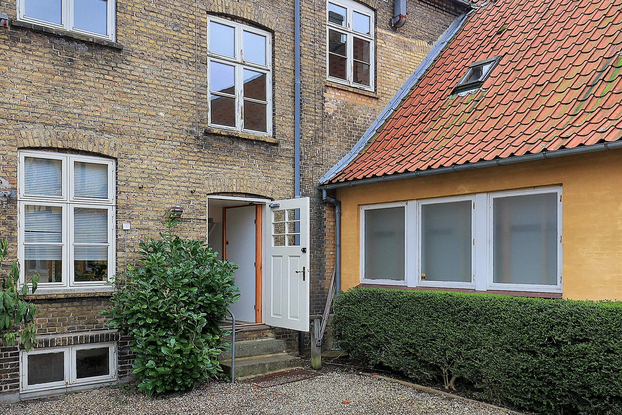 A refundable deposit might be charged closer to your check-in date. This deposit covers utilities consumed during your stay and any additional services that may be taken. The final amount will be adjusted based on actual meter readings, actual usage of extra services, and any remaining balance will be refunded within 21 days after checkout.