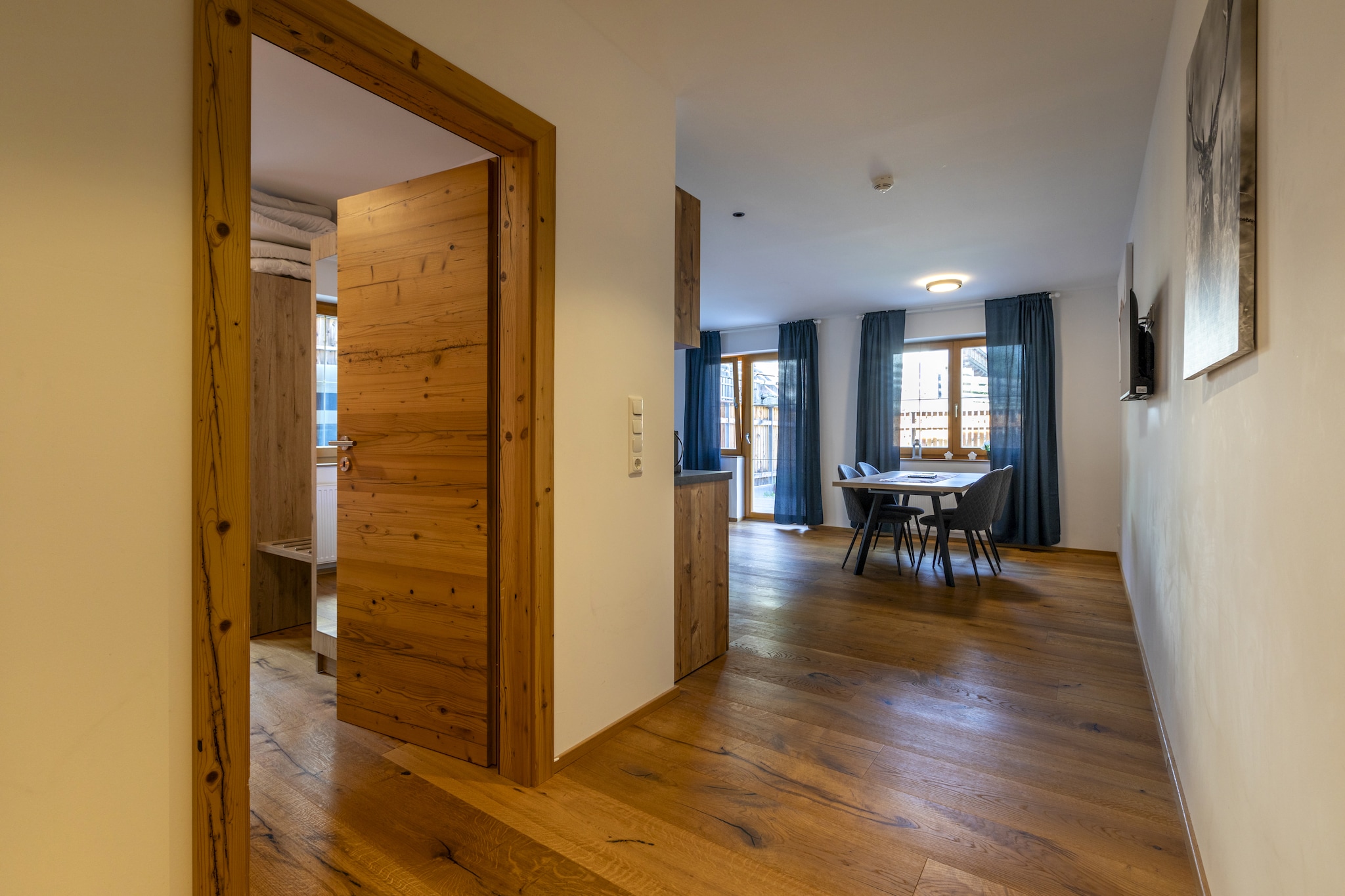 Apartment 7-Hall & reception