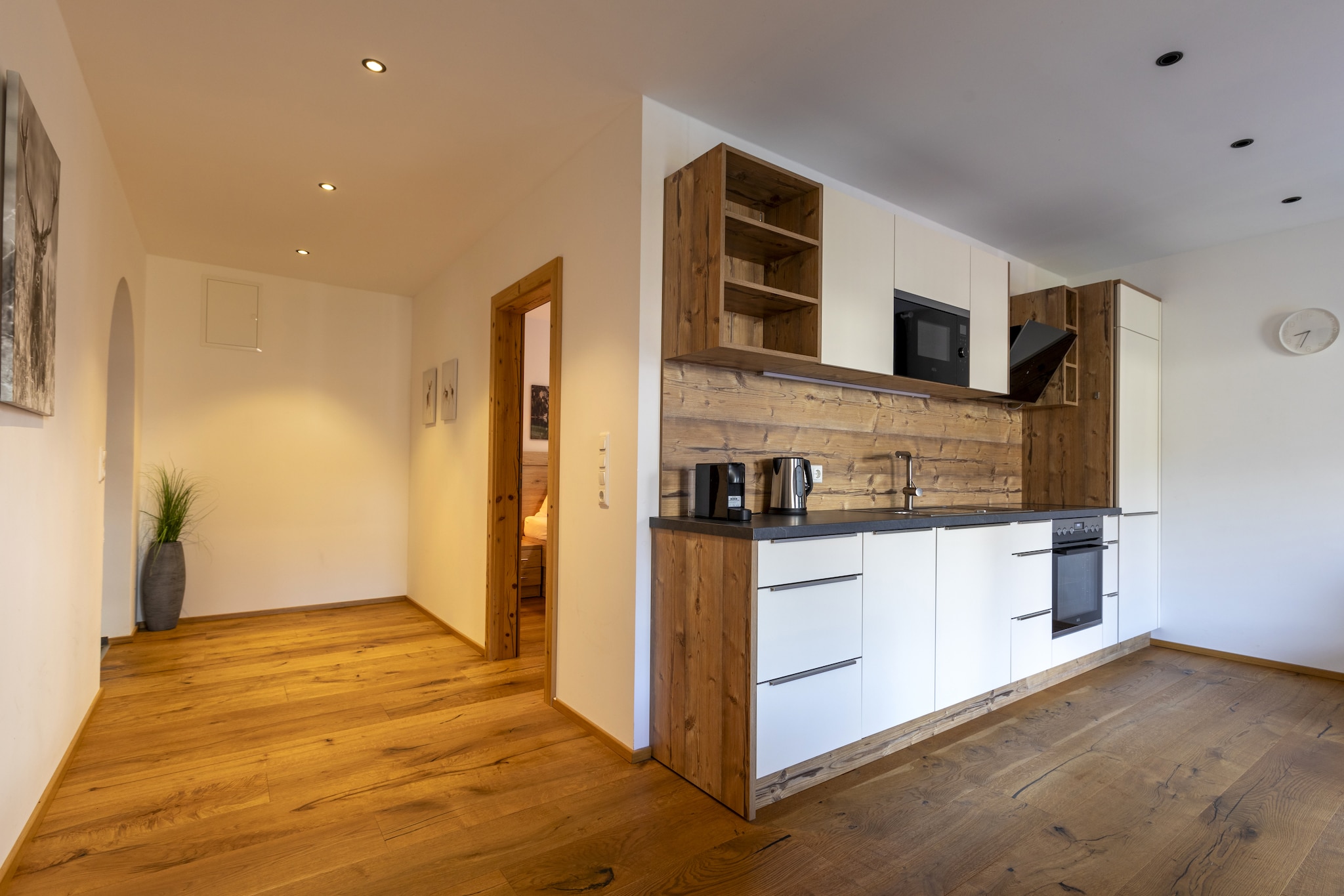 Apartment 7-Kitchen