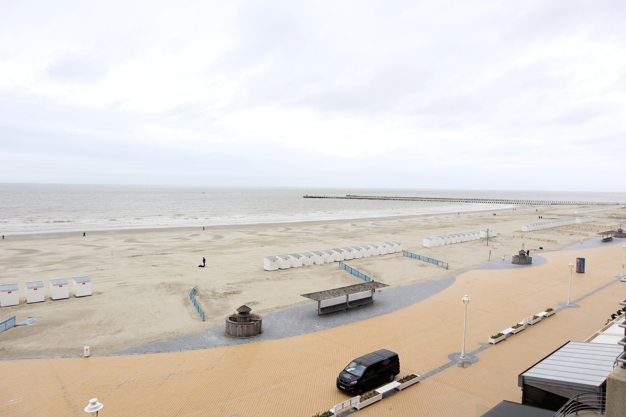 CASINO AB A0403GAR-Aussicht Sommer