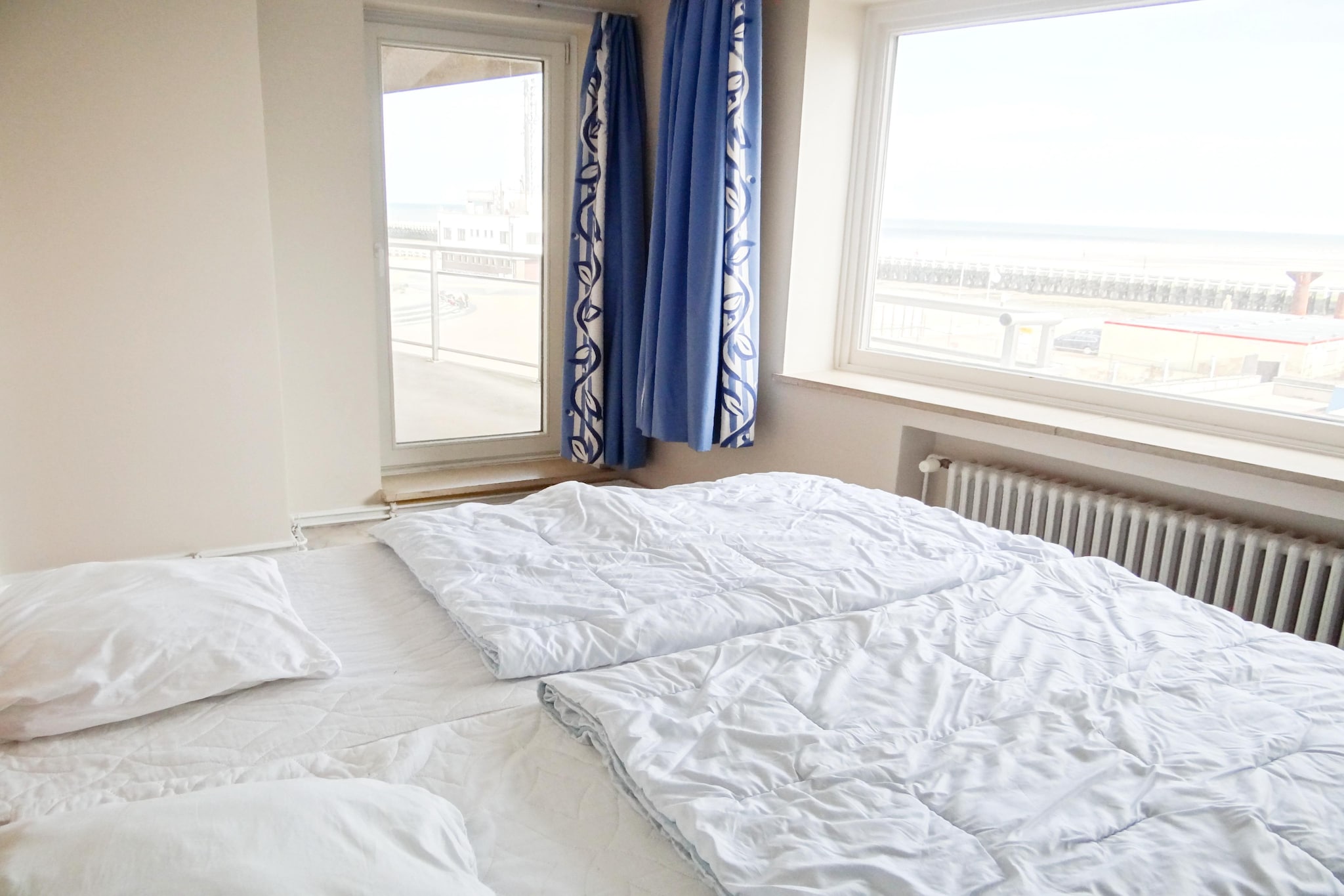 LES VOILES 0301PK-Schlafzimmer
