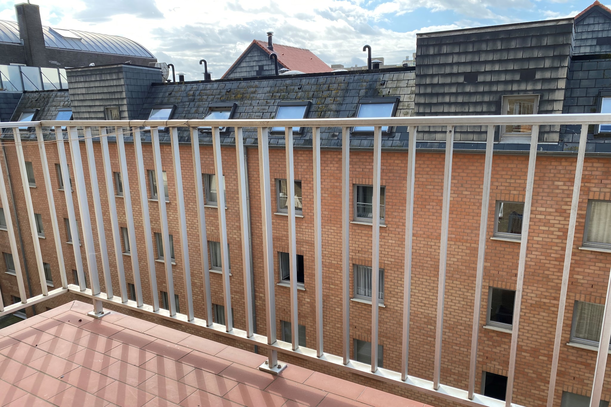 MERCATOR 0502PK-Terrace balcony