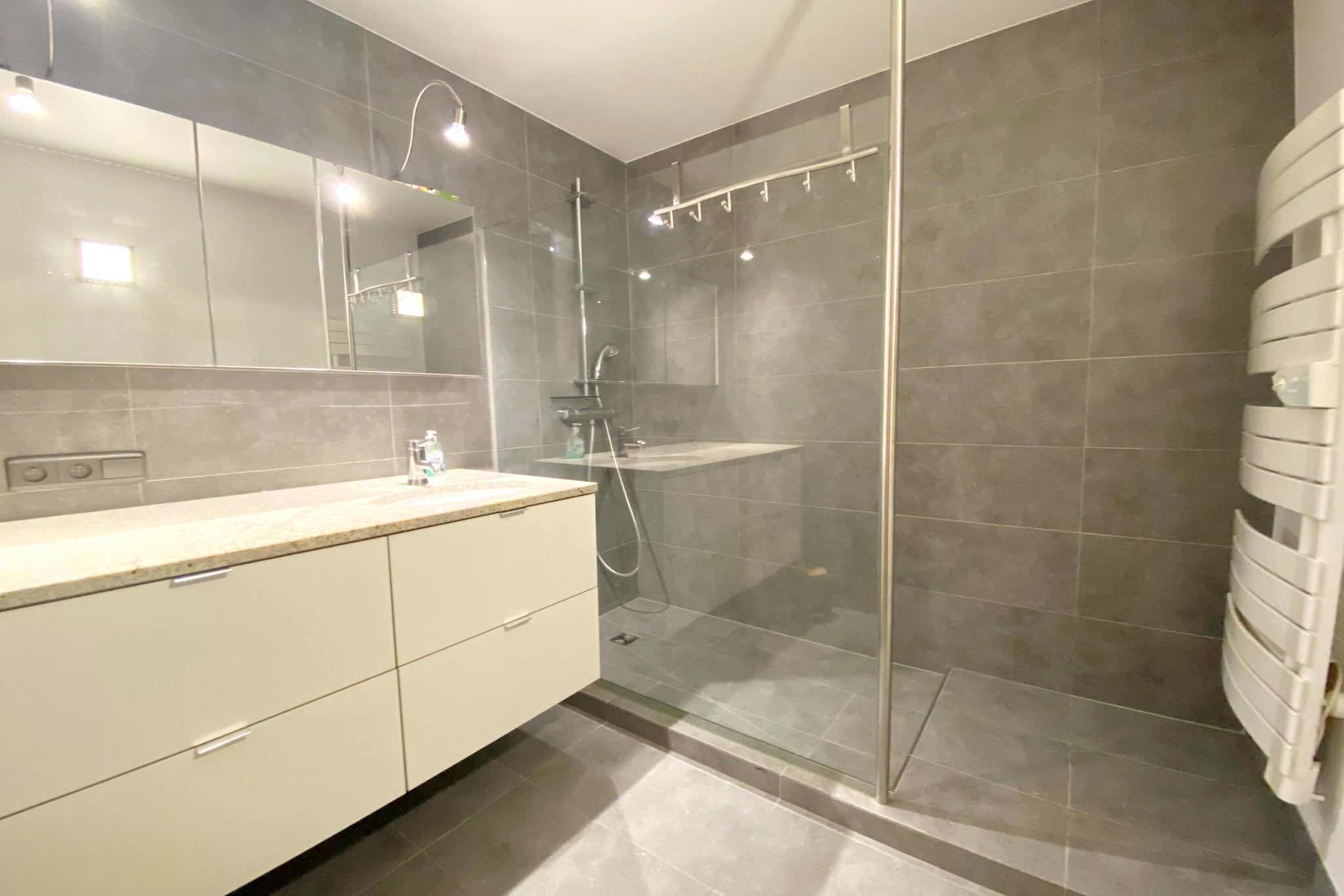 SEAWIND 503-Badkamer