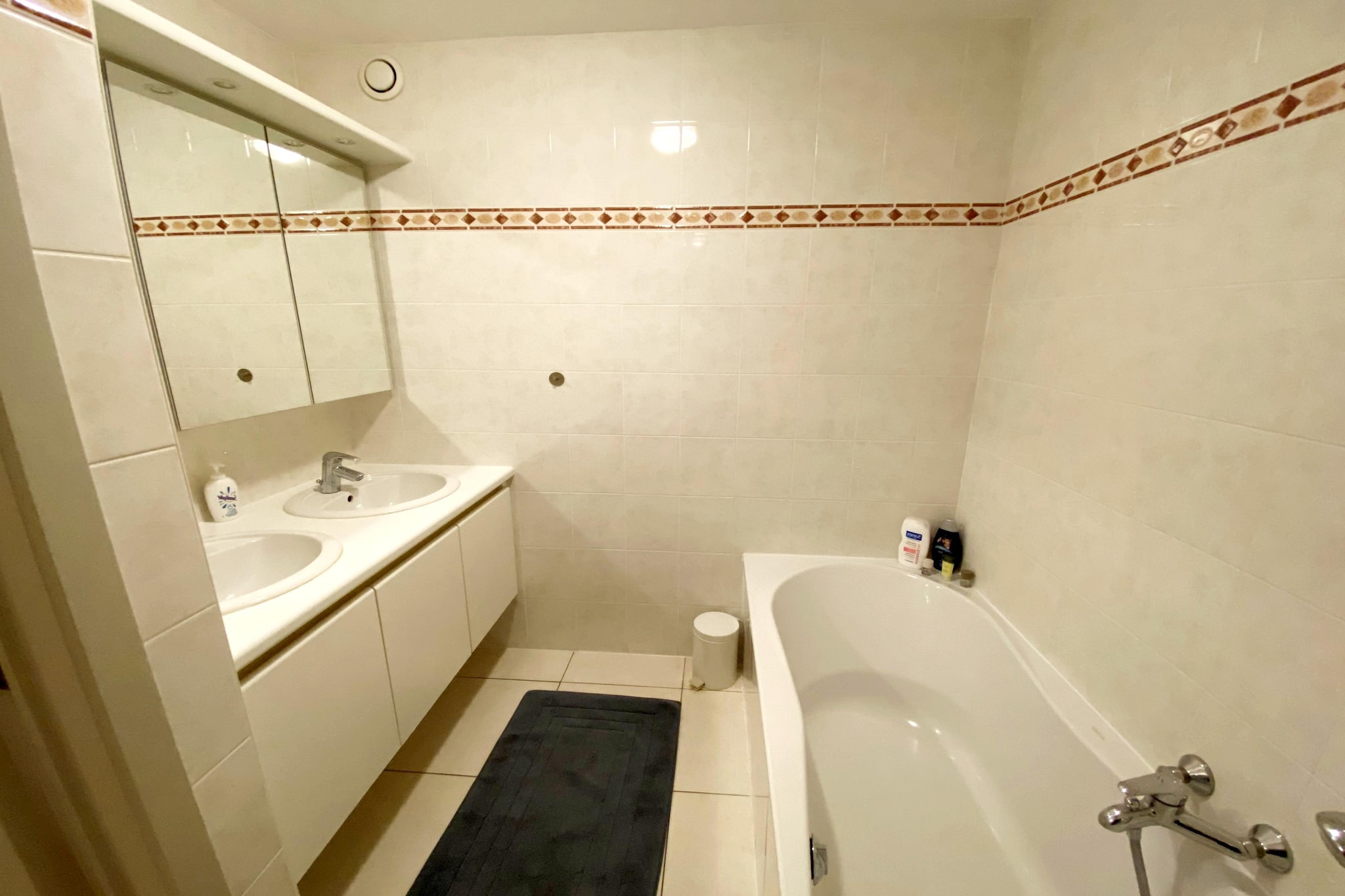 VUURTOREN90 90/0203GAR-Badkamer