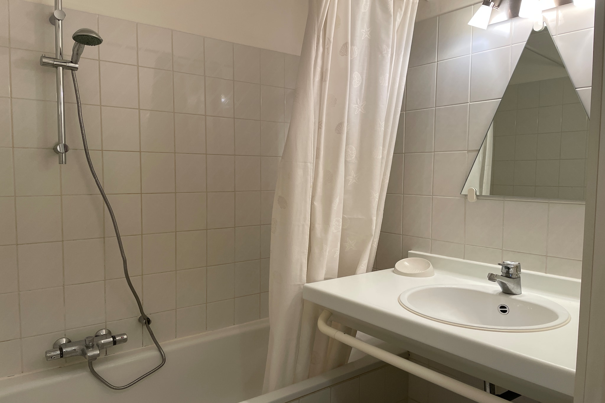 DEN OEVER V 0507GARruim-Badkamer