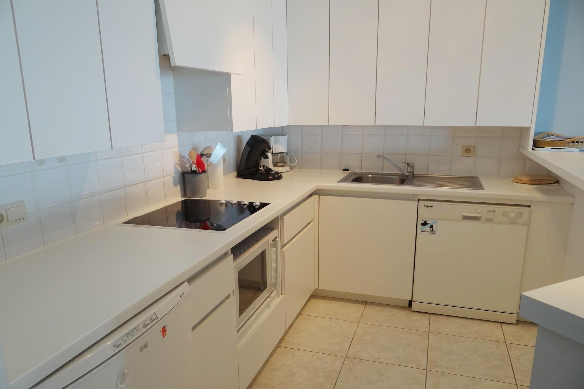 SEASIGHT A 0004-Kitchen