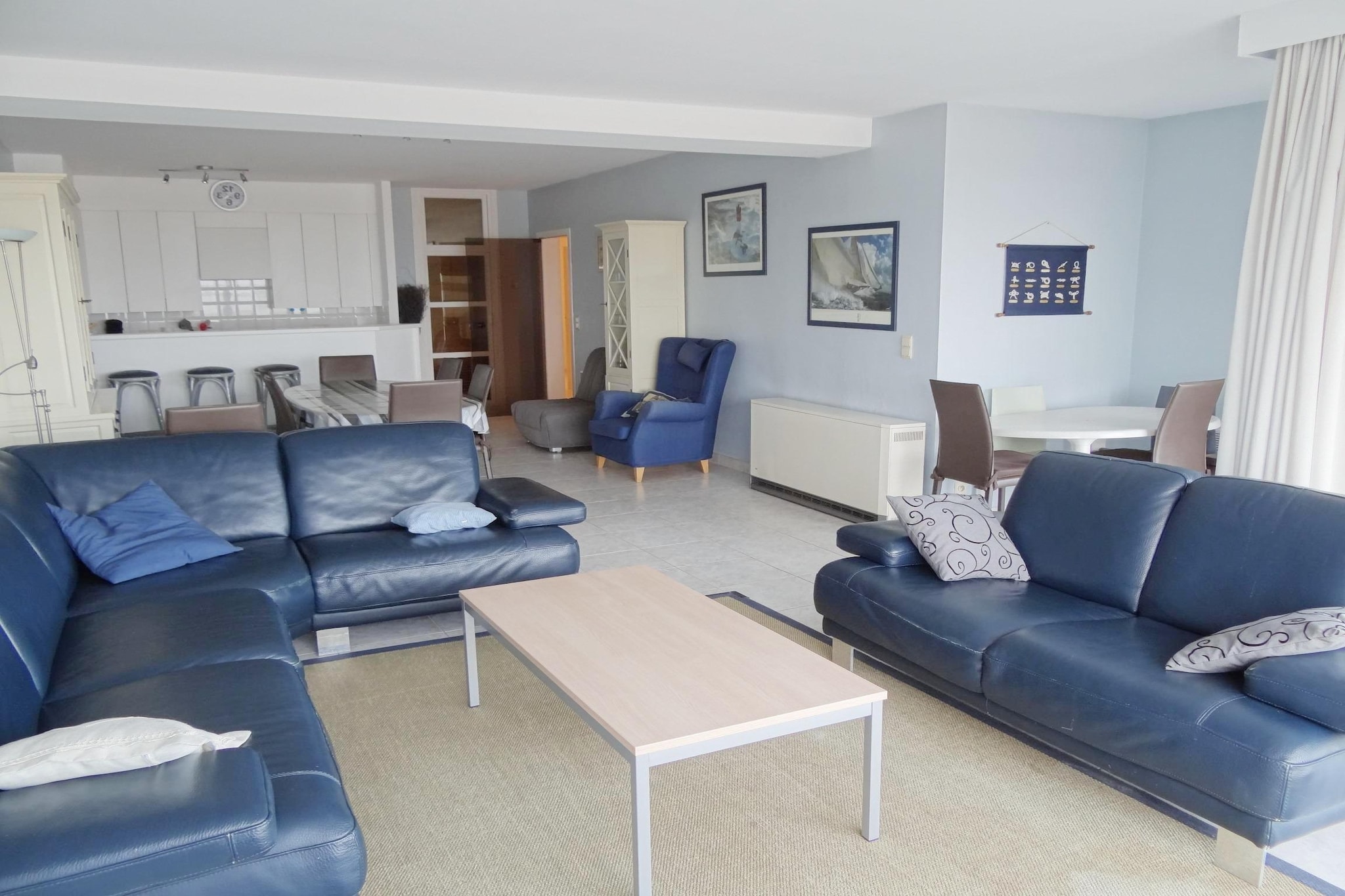SEASIGHT A 0004-Living room