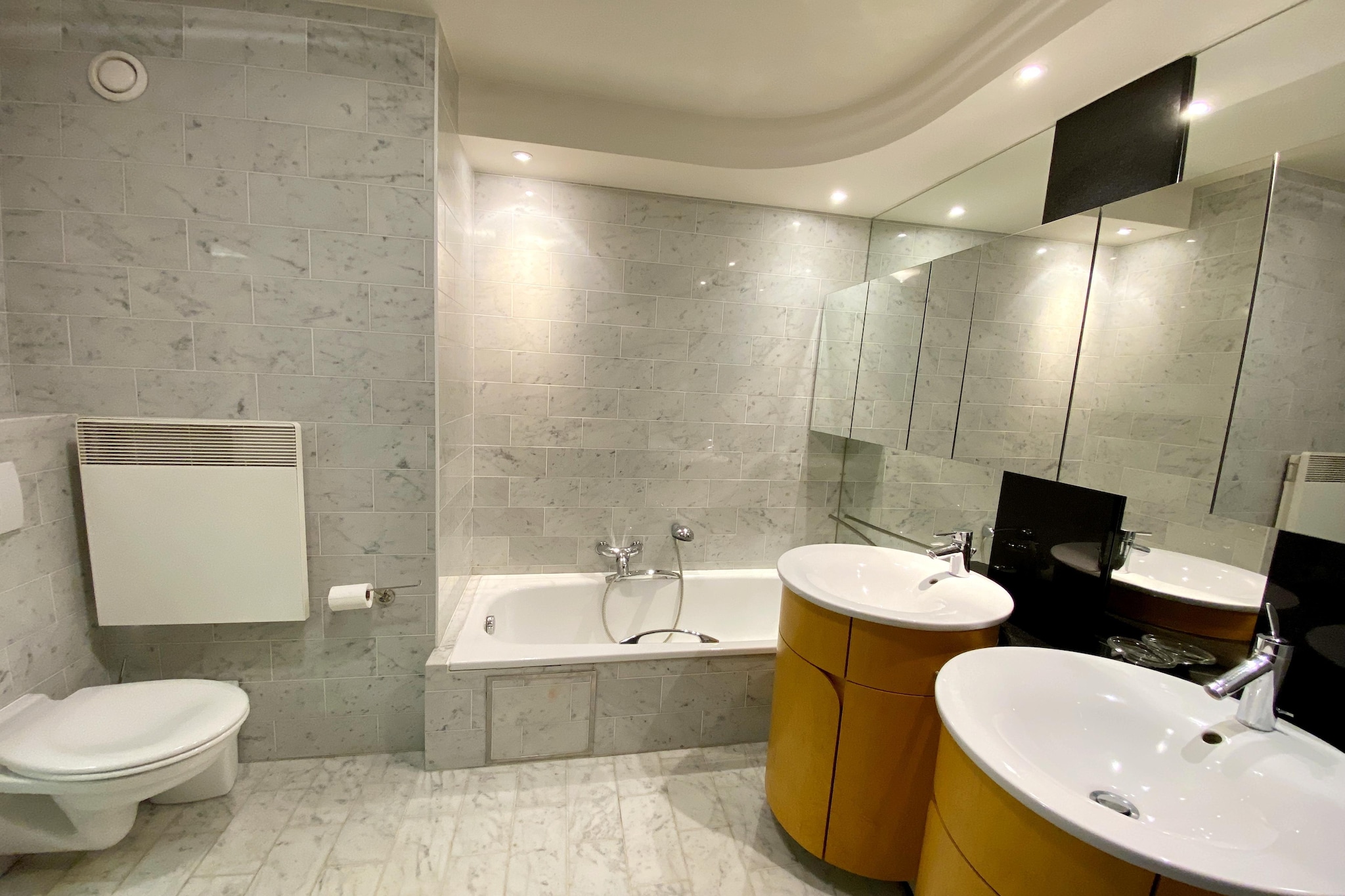 CASINO AB A0203GAR-Badkamer