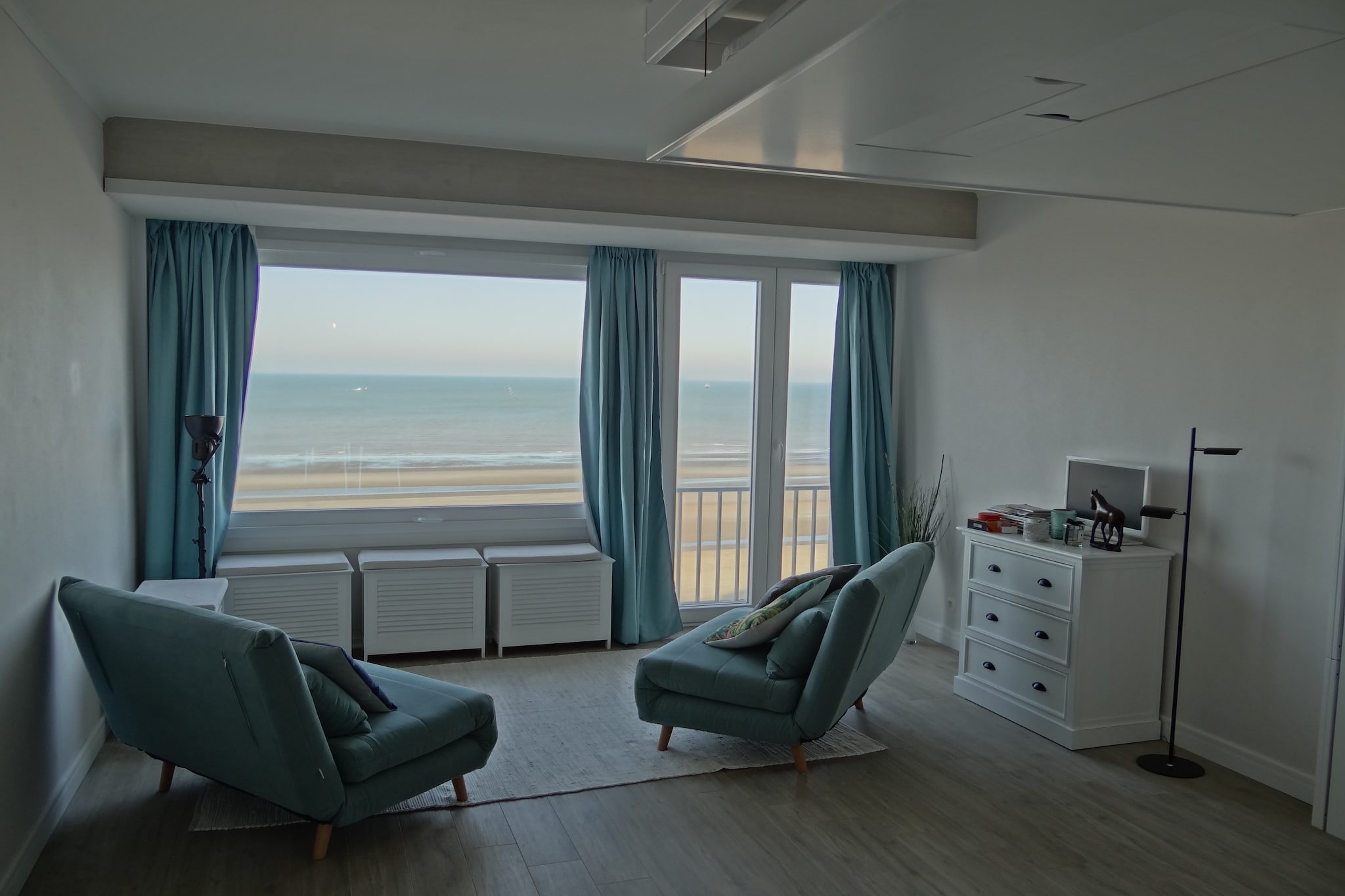 Studio in Nieuwpoort with Stunning Sea View