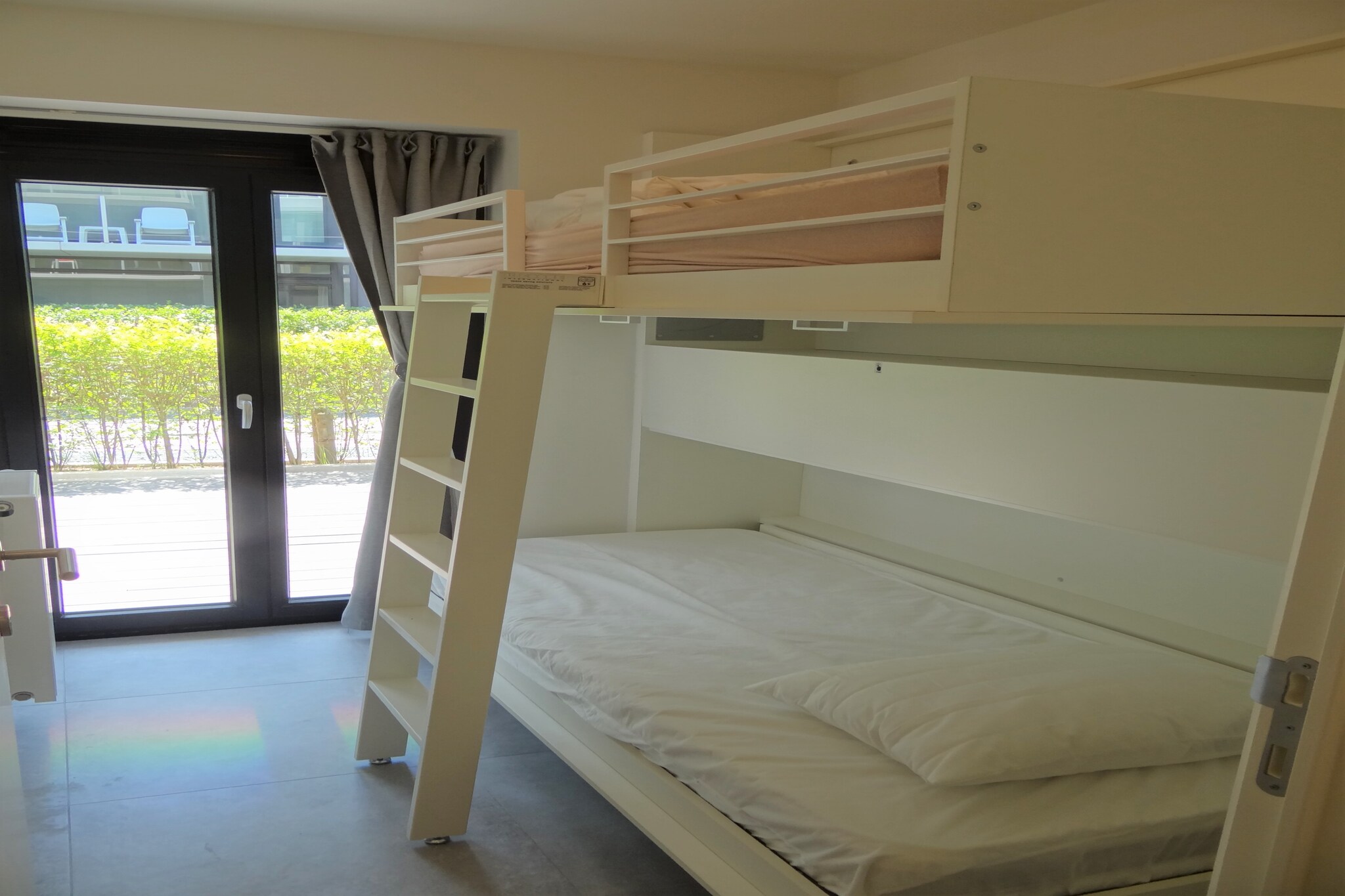 Apartment Nieuwpoort near Beach