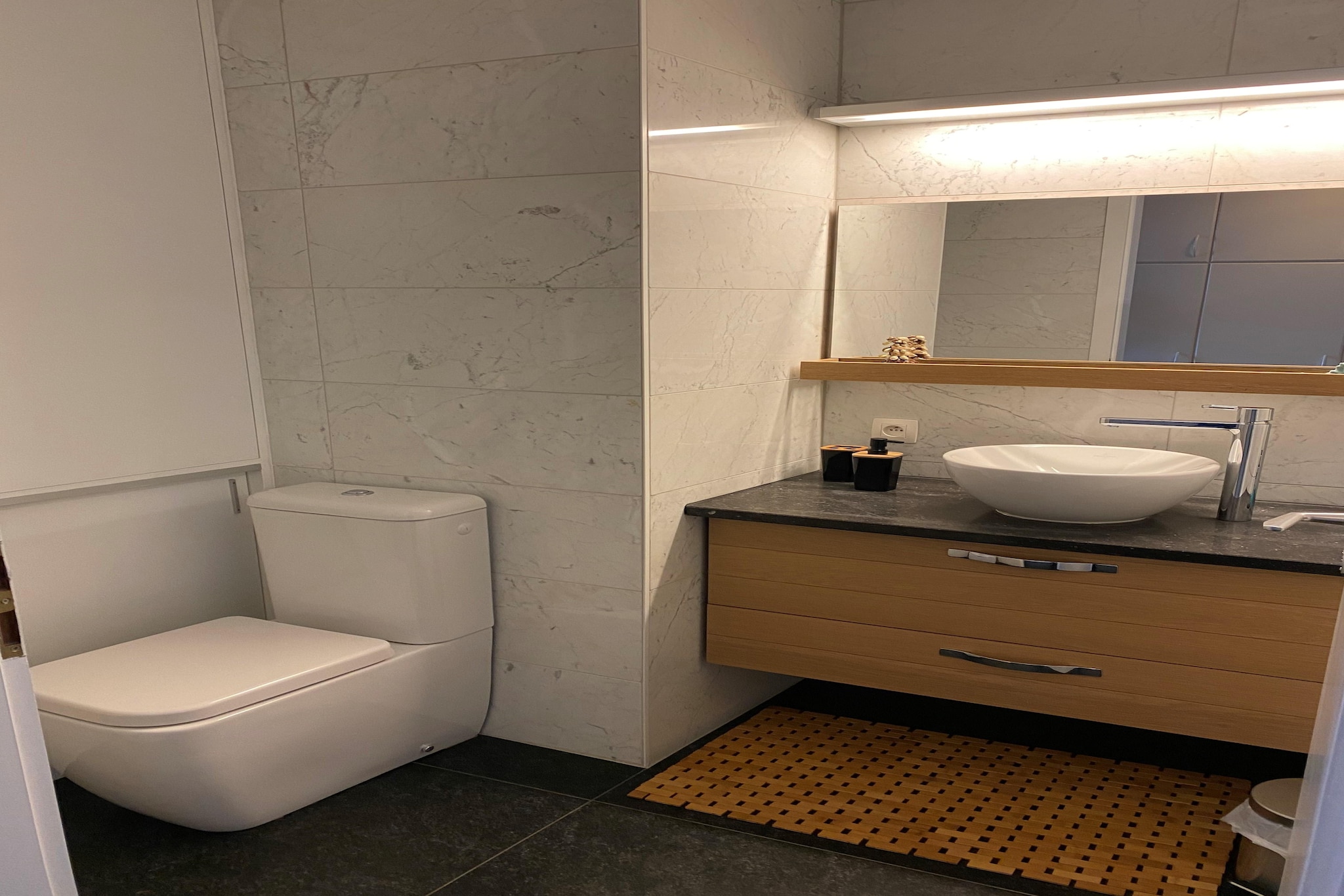 Bath Room