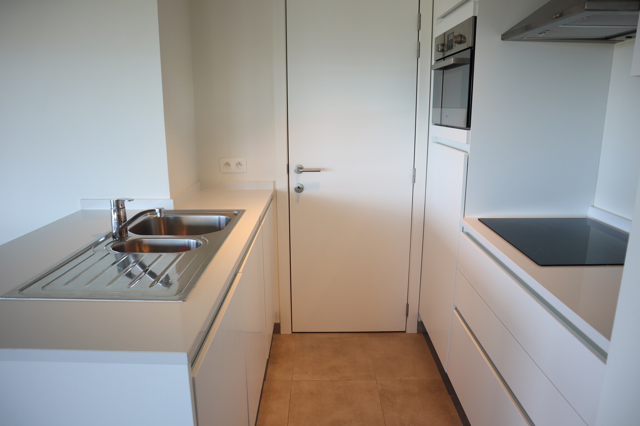 Apartment in Nieuwpoort with Pool Access