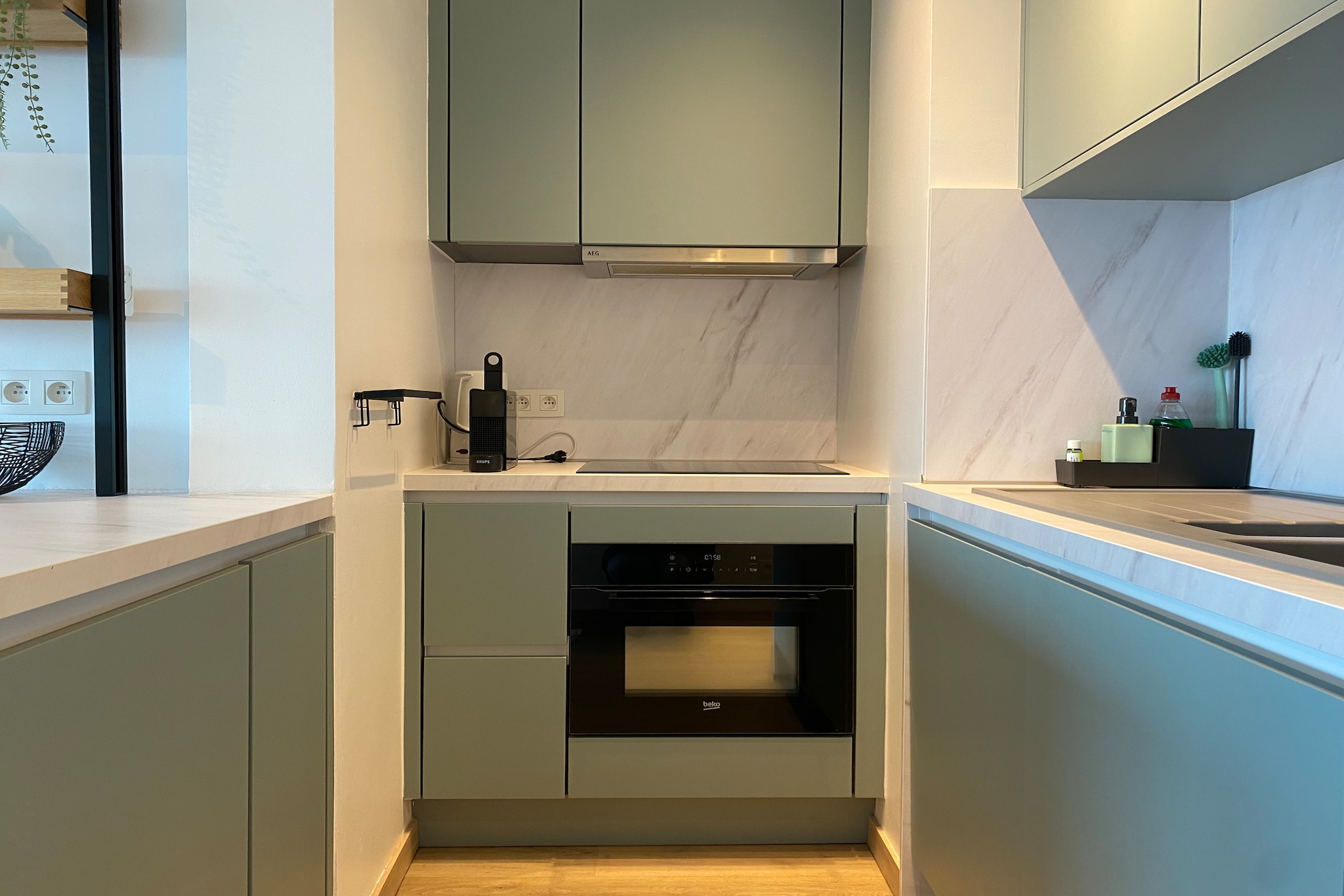 This renovated one-bedroom apartment on the sea wall offers stunning coastal views and modern comfort. With WiFi and digital TV, it provides a perfect retreat just steps from the sandy shores of Nieuwpoort.

Nieuwpoort is a charming coastal town, known for its picturesque beaches, historical landmarks, and vibrant atmosphere. Whether you're looking to soak up the sun, take a refreshing swim in the North Sea, or enjoy a leisurely walk along the coastline, Nieuwpoort Beach provides the perfect backdrop for relaxation and recreation, located within walking distance. You can also Explore the bustling marina, where colorful sailboats and yachts bob gently in the harbor. Enjoy a meal at one of the waterfront restaurants or simply soak in the maritime atmosphere. Explore the scenic countryside surrounding Nieuwpoort on foot or by bike, following a network of well-marked trails that wind through picturesque villages, lush farmland, and peaceful nature reserves. 

Admire spectacular vistas of the azure sea and golden sands from the comfort of your living space, creating an idyllic backdrop for unforgettable moments. Unwind with your favourite shows on Wi-fi enabled television. Prepare delectable meals with ease in the fully equipped kitchen, complete with modern appliances and ample space for culinary adventures. Indulge in restful nights in the cozy bedrooms, thoughtfully designed to ensure a peaceful sleep experience for all guests. Enjoy hassle-free access to the apartment via the convenient lift.