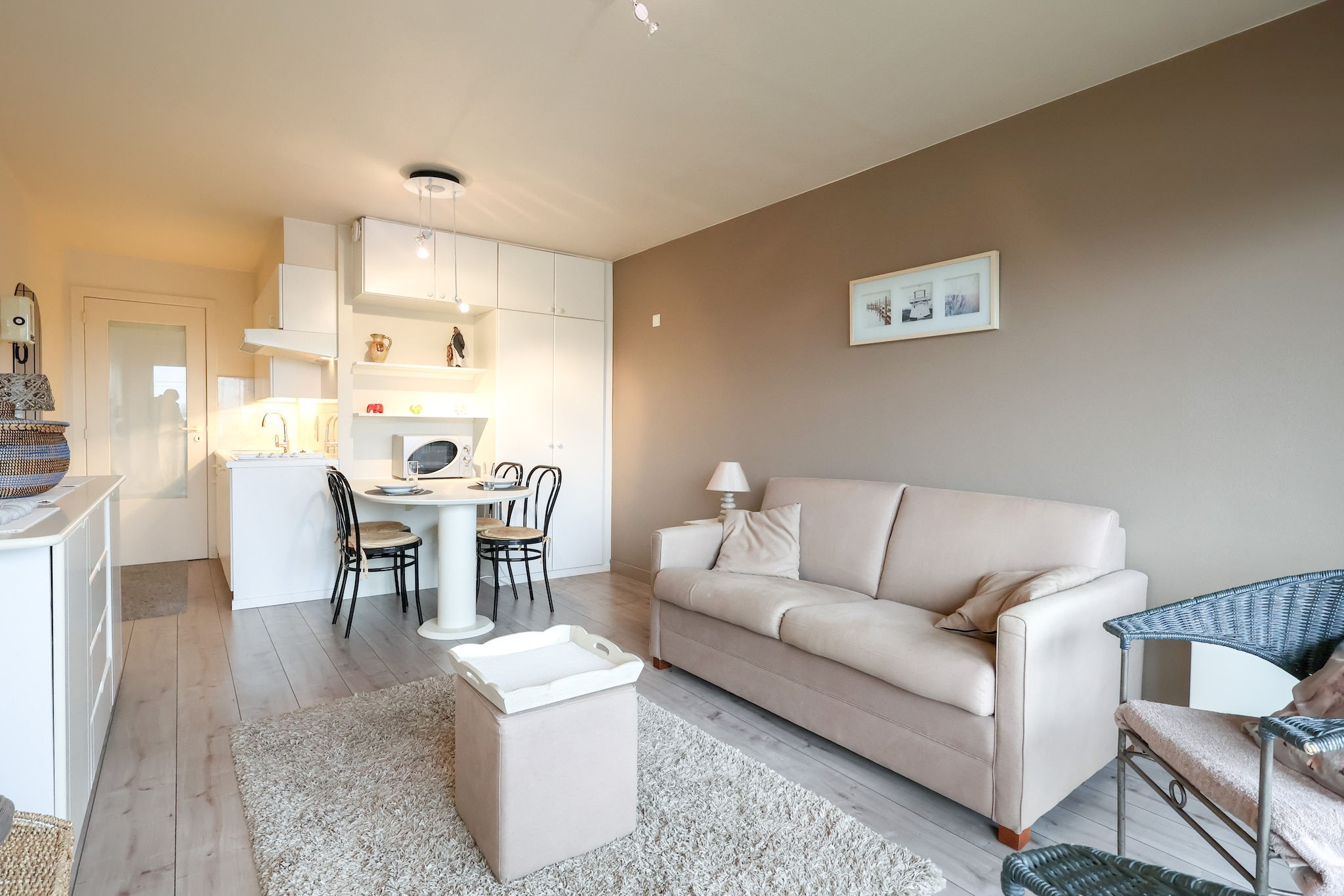 This cozy, beautifully furnished studio offers a comfortable retreat just steps from the beach. Accommodating two to four guests, it features a dedicated sleeping area with bunk beds and a double sofa bed in the living space. The living room opens onto a sunny terrace, perfect for enjoying the sea breeze. The modern shower room adds convenience, and the pet-free environment ensures a peaceful stay.

Located near the sandy beach and scenic promenade, the studio provides easy access to cafÃ©s, restaurants, and local markets. Explore walking and cycling trails, enjoy cultural attractions, or simply relax by the sea.

The fully equipped kitchen includes a fridge, freezer, hob, microwave, and coffee maker for hassle-free meal preparation. Comfortable furnishings, bright living areas, and the sunny terrace make this studio an ideal choice for a relaxing seaside holiday in Oostduinkerke-Bad.

A security deposit of DEPOSIT_AMOUNT_PLACEHOLDER will be required closer to your check-in date. You will receive a separate communication with the payment link. The security deposit ensures a smooth stay and covers any additional services such as cleaning, service charges, consumption, damages or any additional charges incurred during stay. Any balance from the deposit will be refunded within 21 days after checkout.