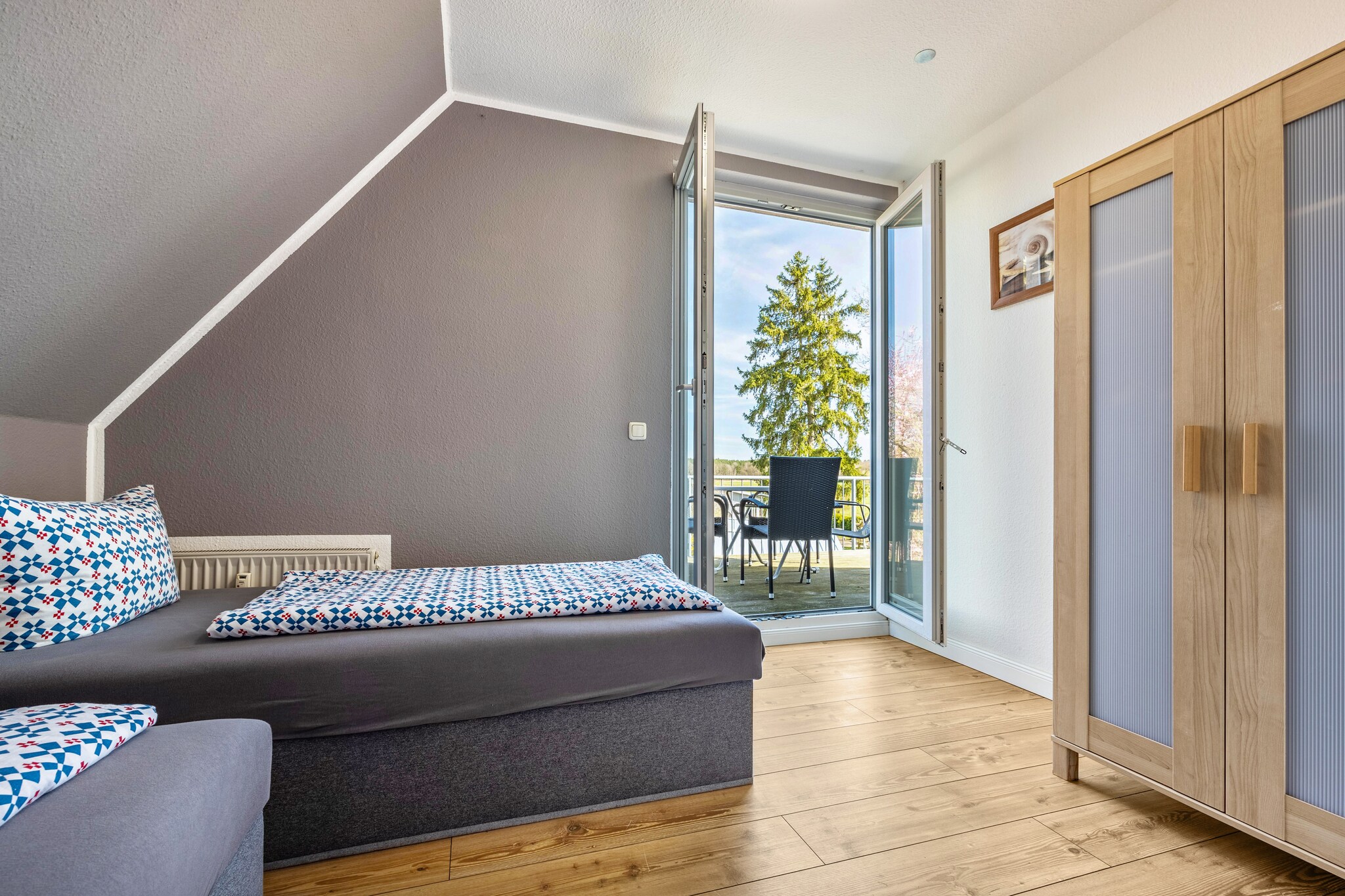 Bed Room