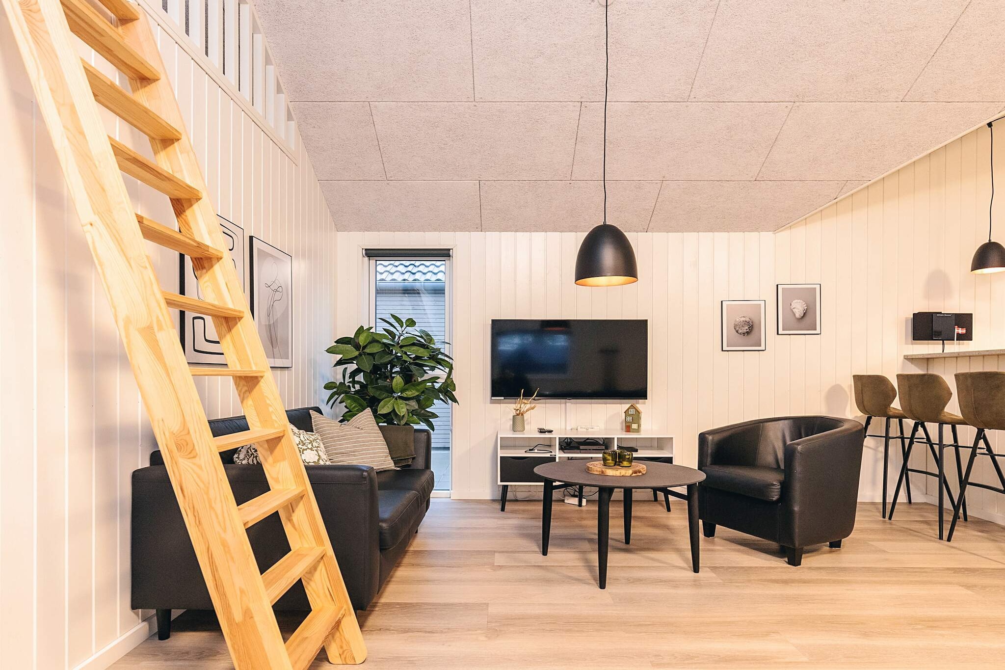 Luxury Retreat by Hasmark - Indoor