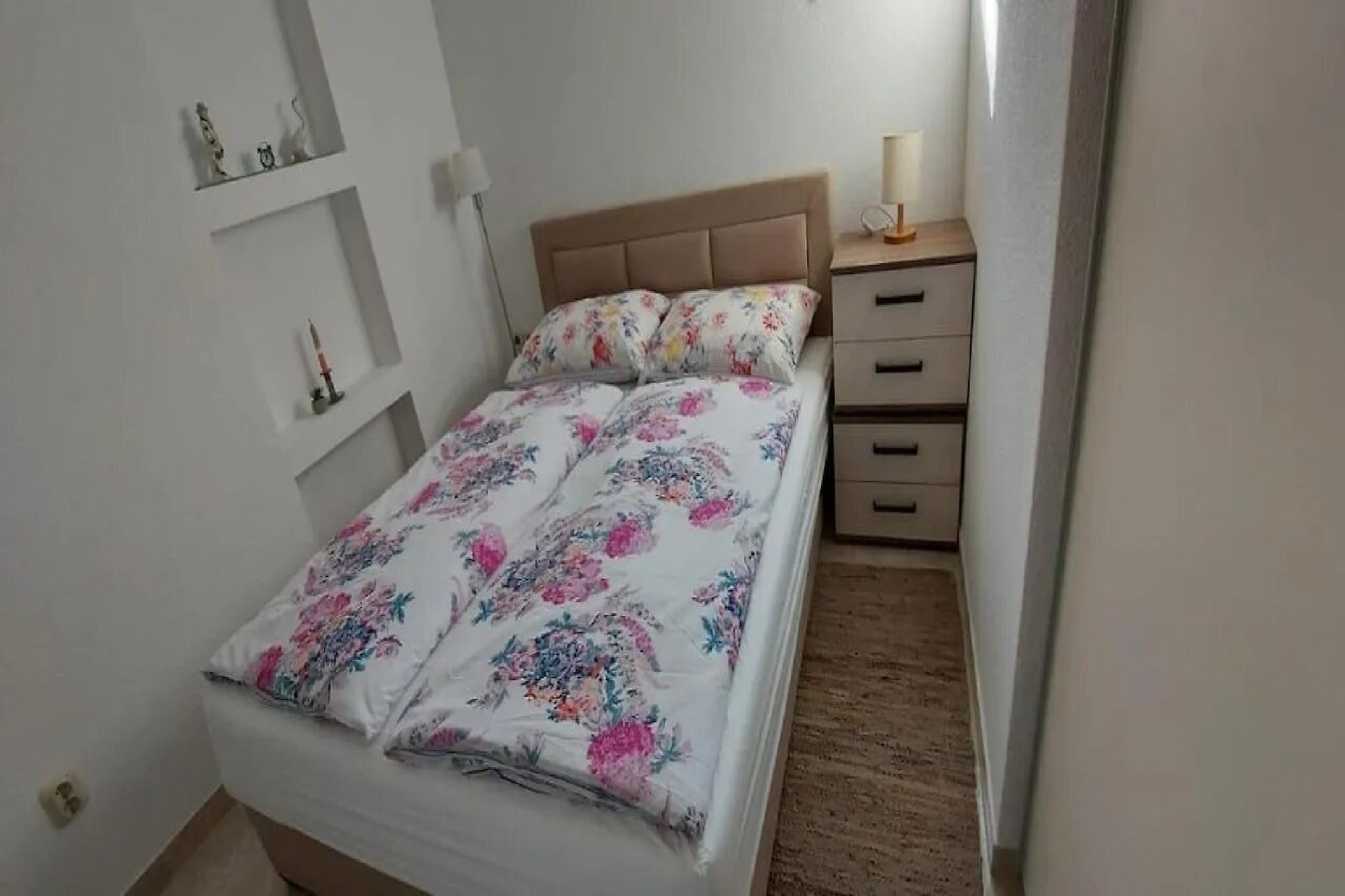 Villa Jelena - Five Bedroom Villa with Swimming pool
