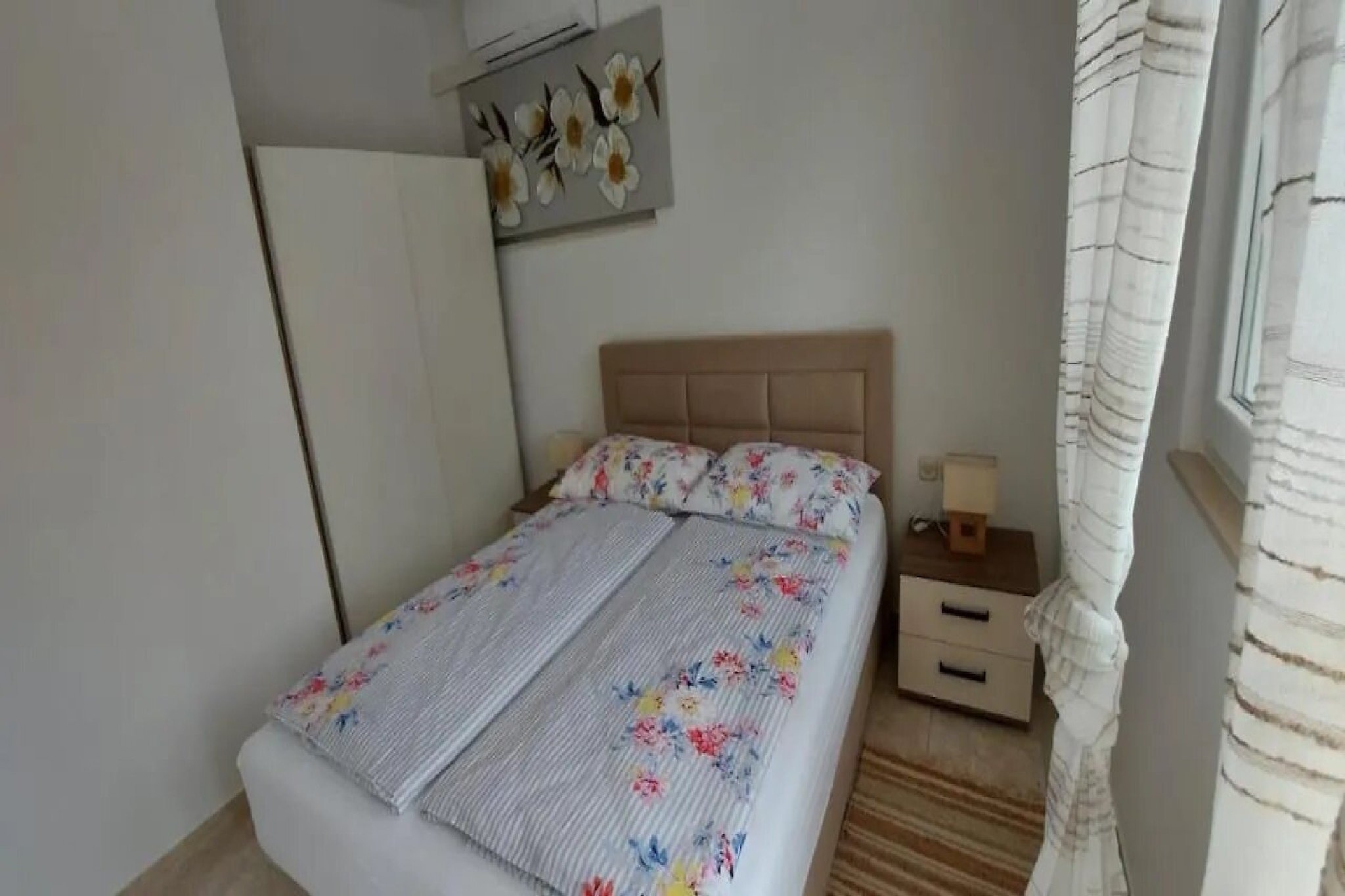 Villa Jelena - Five Bedroom Villa with Swimming pool-Slaapkamer