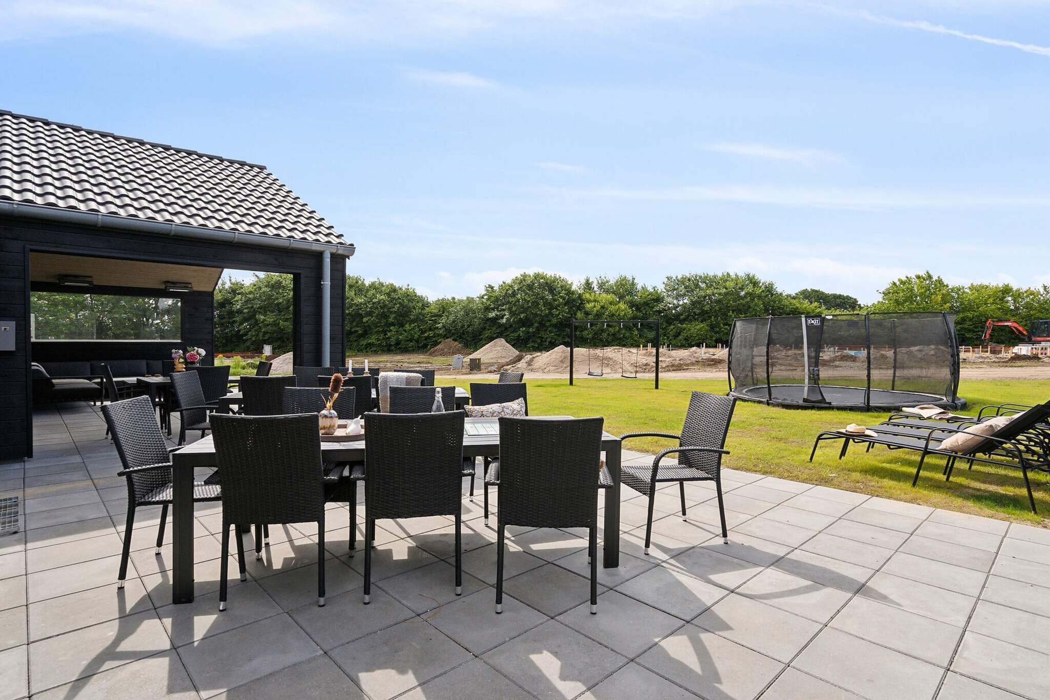 Großzügiges Ferienhaus in Strandnähe - Im Freien