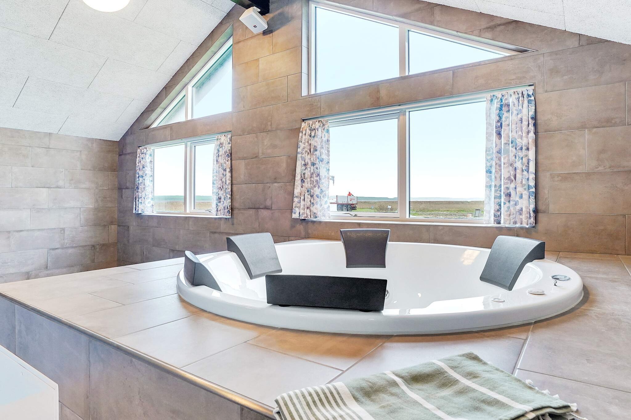 Großzügiges Ferienhaus in Strandnähe - Wellnessbereich