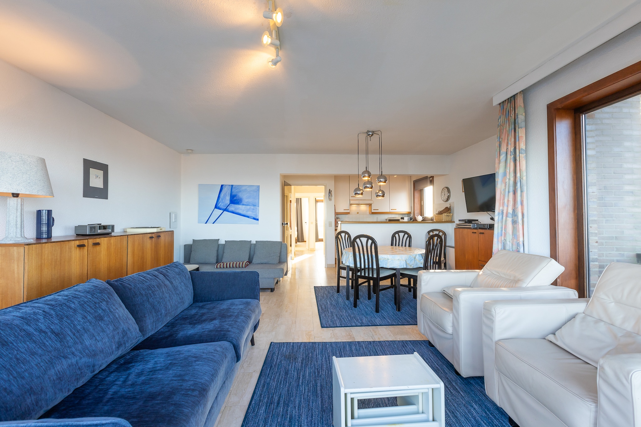 Apartment with parking and panoramic sea view