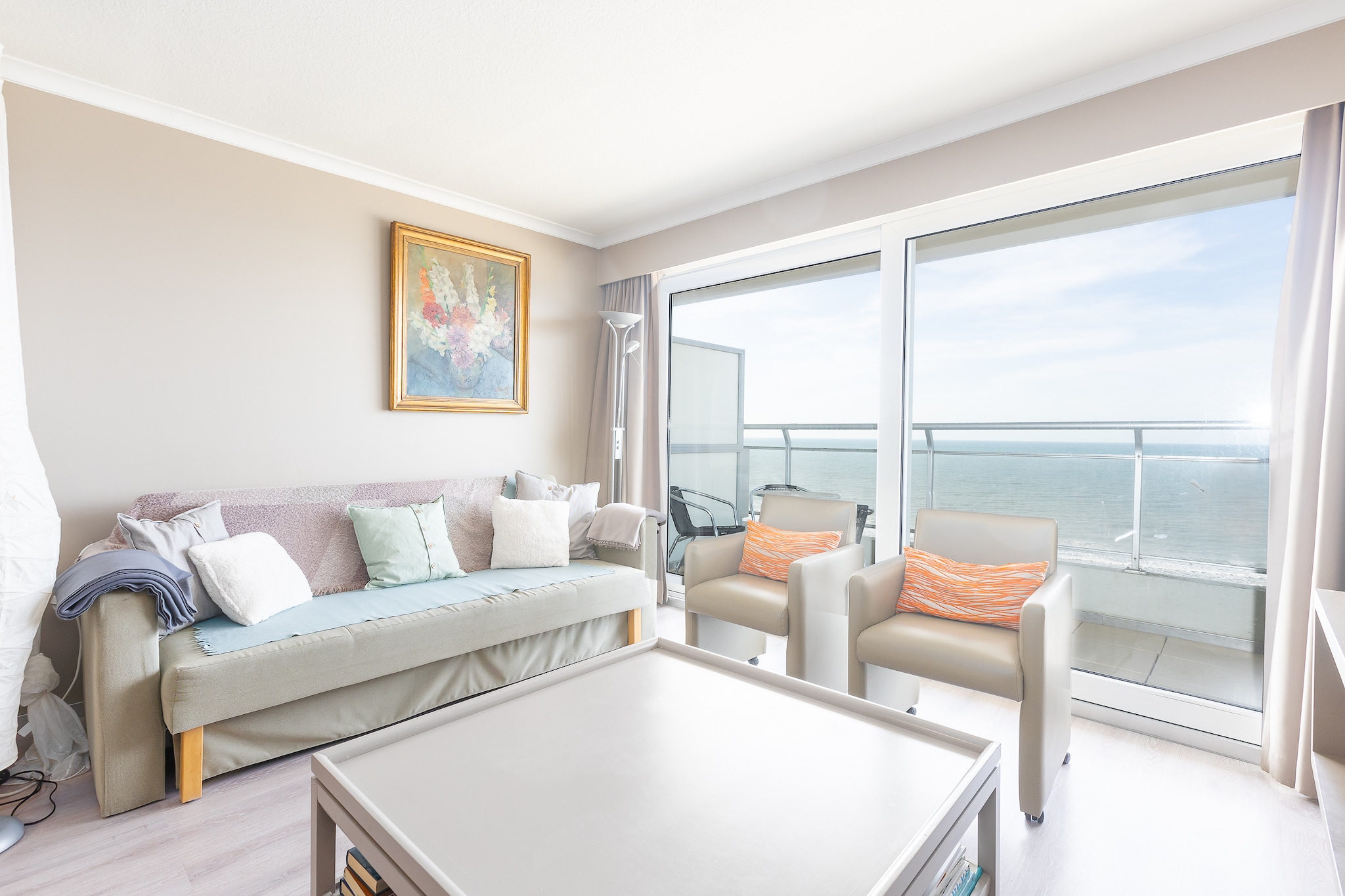 Apartment on the 9th floor with sea view