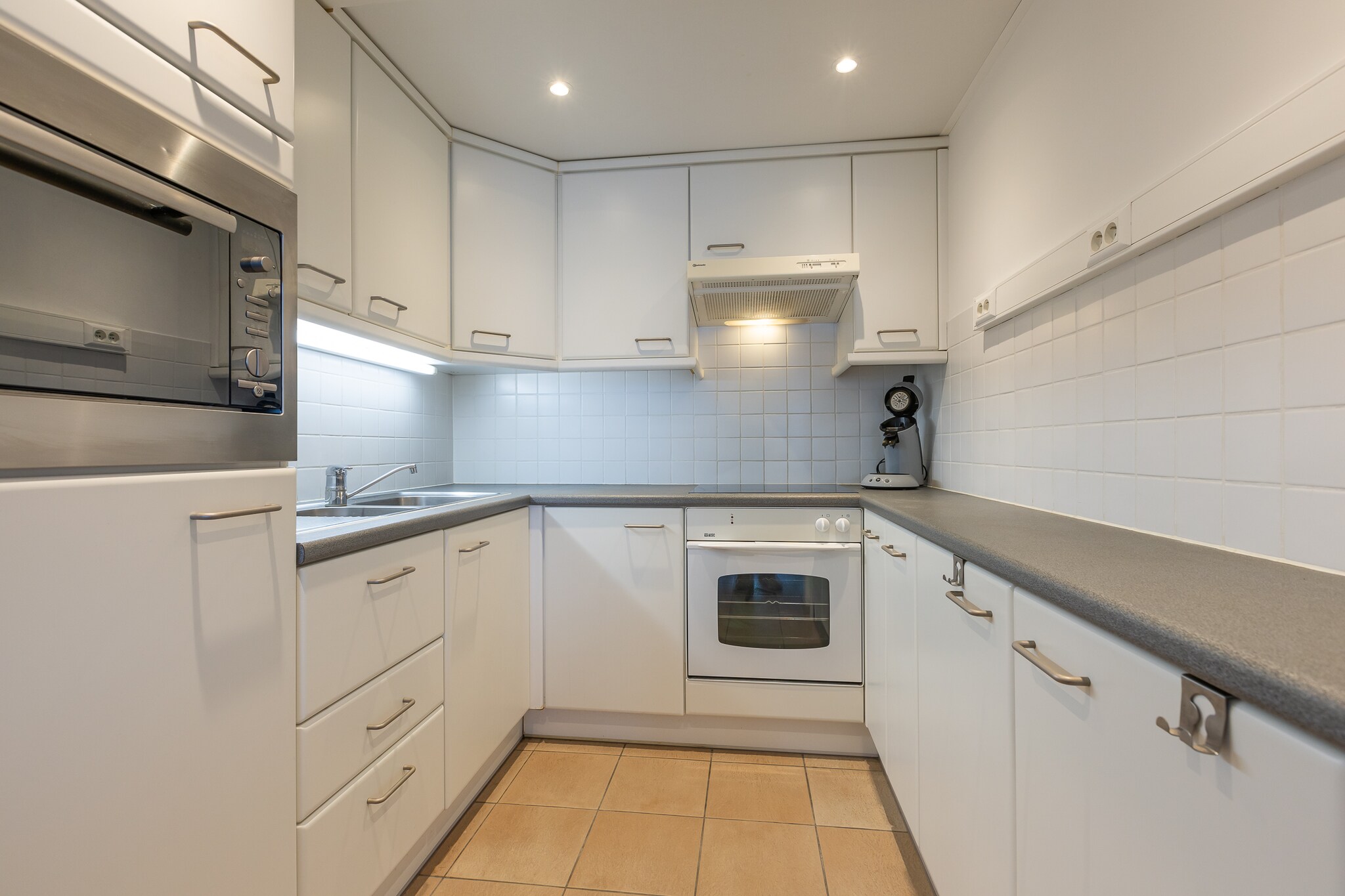 Apartment with sea view and two terraces