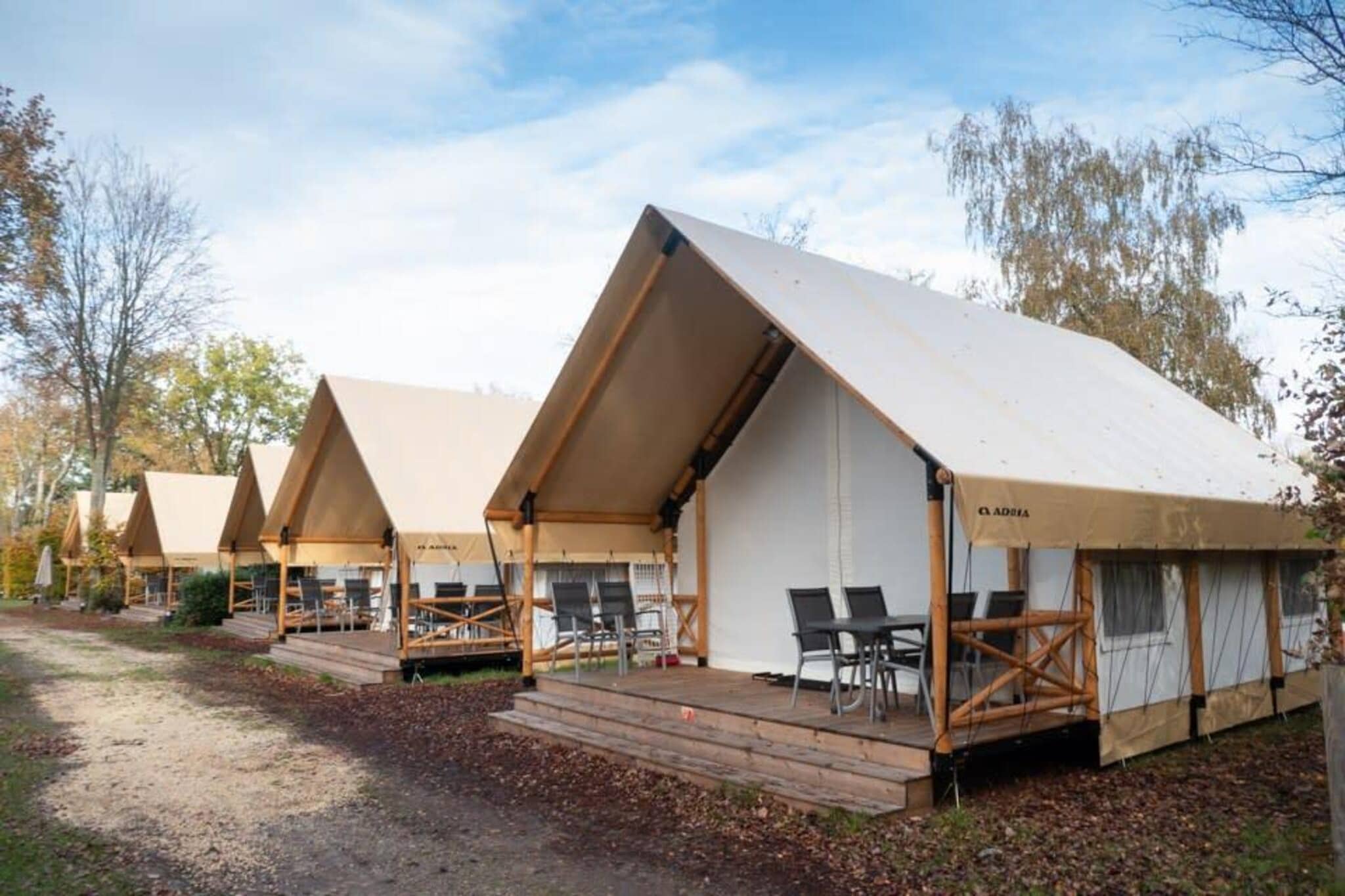 Glamping tent Luxery 6 - Buitenkant zomer