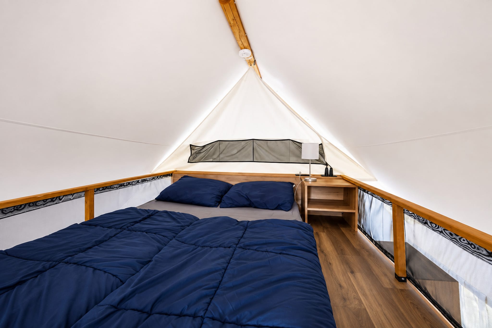 Glamping tent Luxery 6 - Slaapkamer