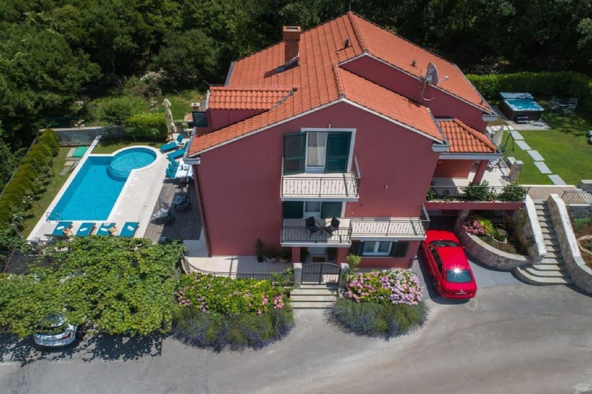 Villa Anita - Five Bedroom Villa with Swimming pool-Uitzicht