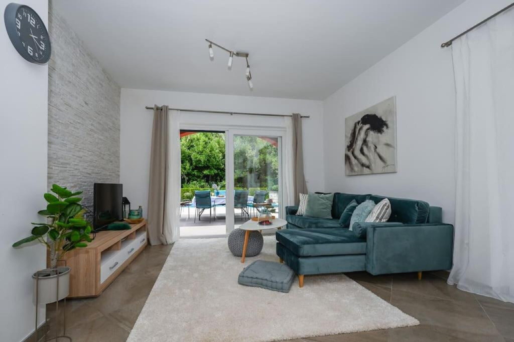 Villa Anita - Five Bedroom Villa with Swimming pool-Woonkamer