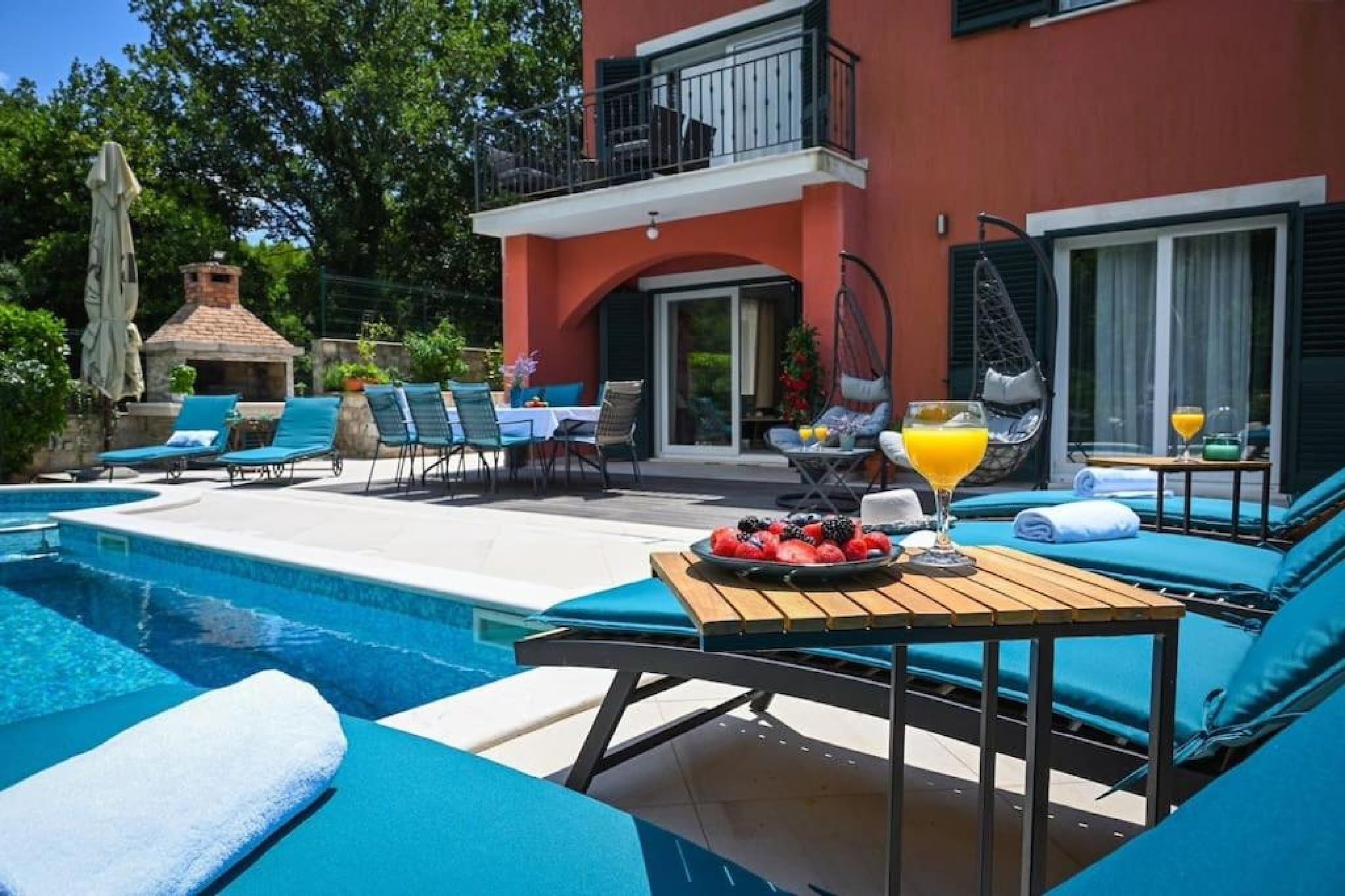 Villa Anita - Five Bedroom Villa with Swimming pool-Terras