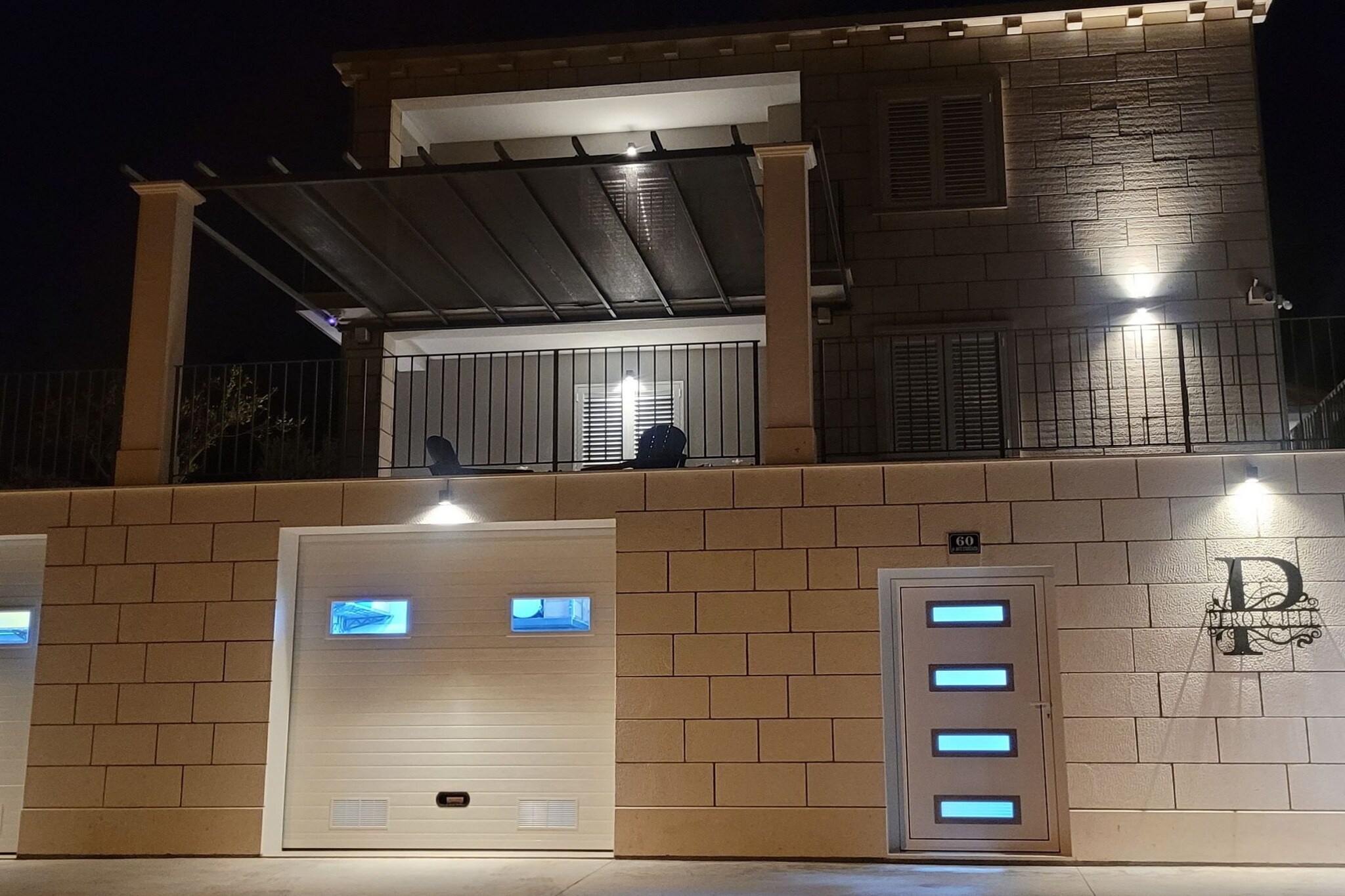 Villa Pero & Jele - Three Bedroom Villa with Terrace-Parkplatz