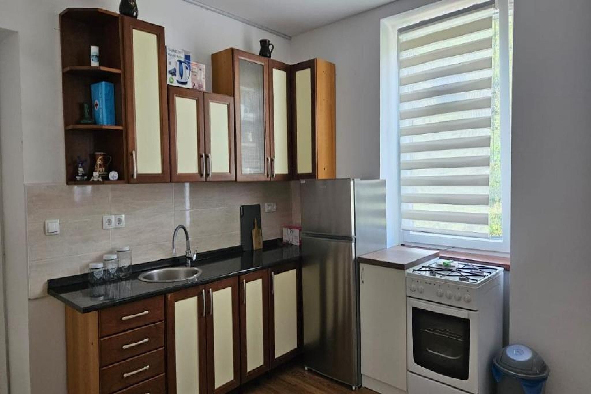 Apartment Gracac - Two Bedroom Apartment with Terrace-Cuisine