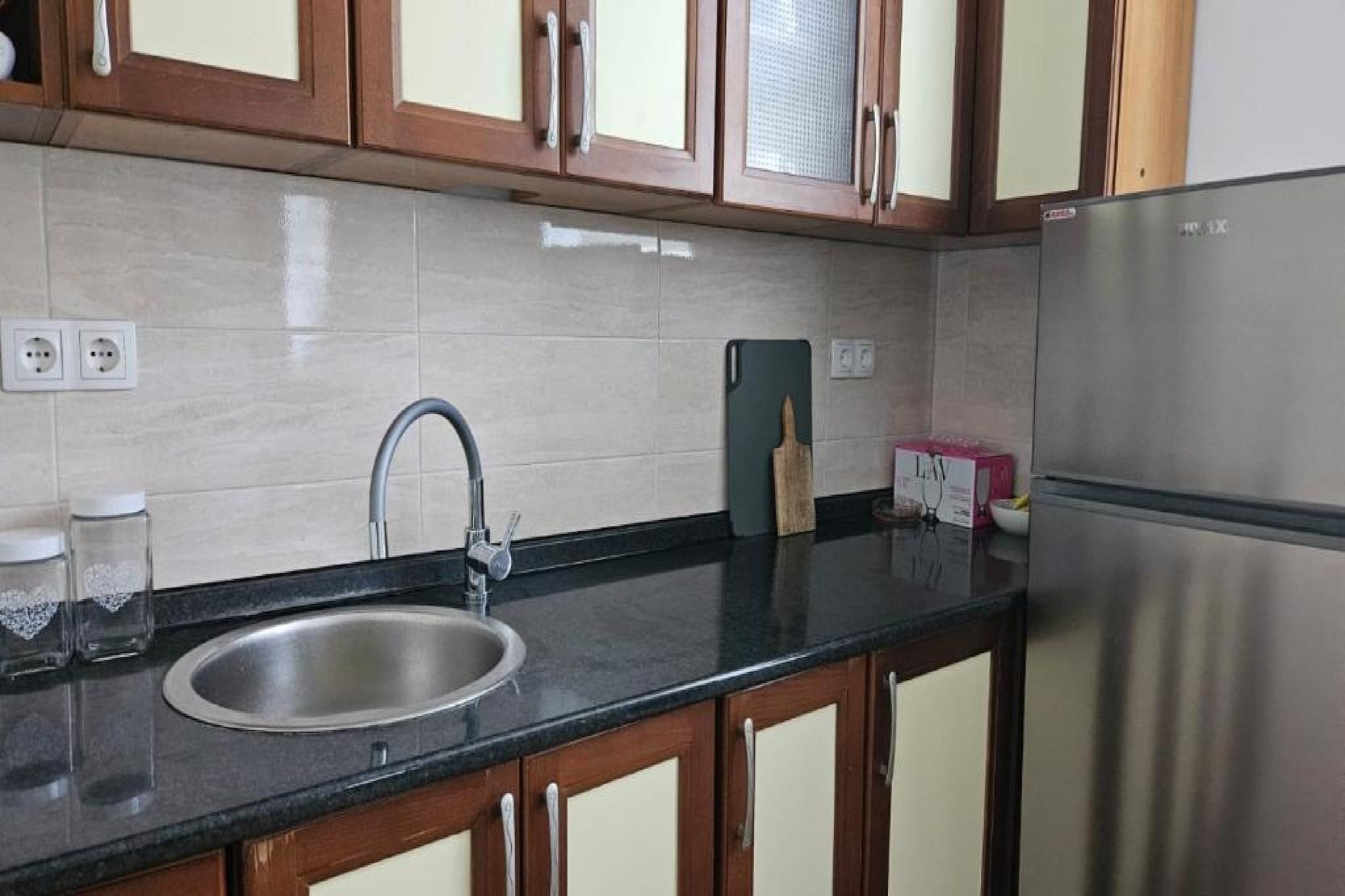 Apartment Gracac - Two Bedroom Apartment with Terrace-Cuisine