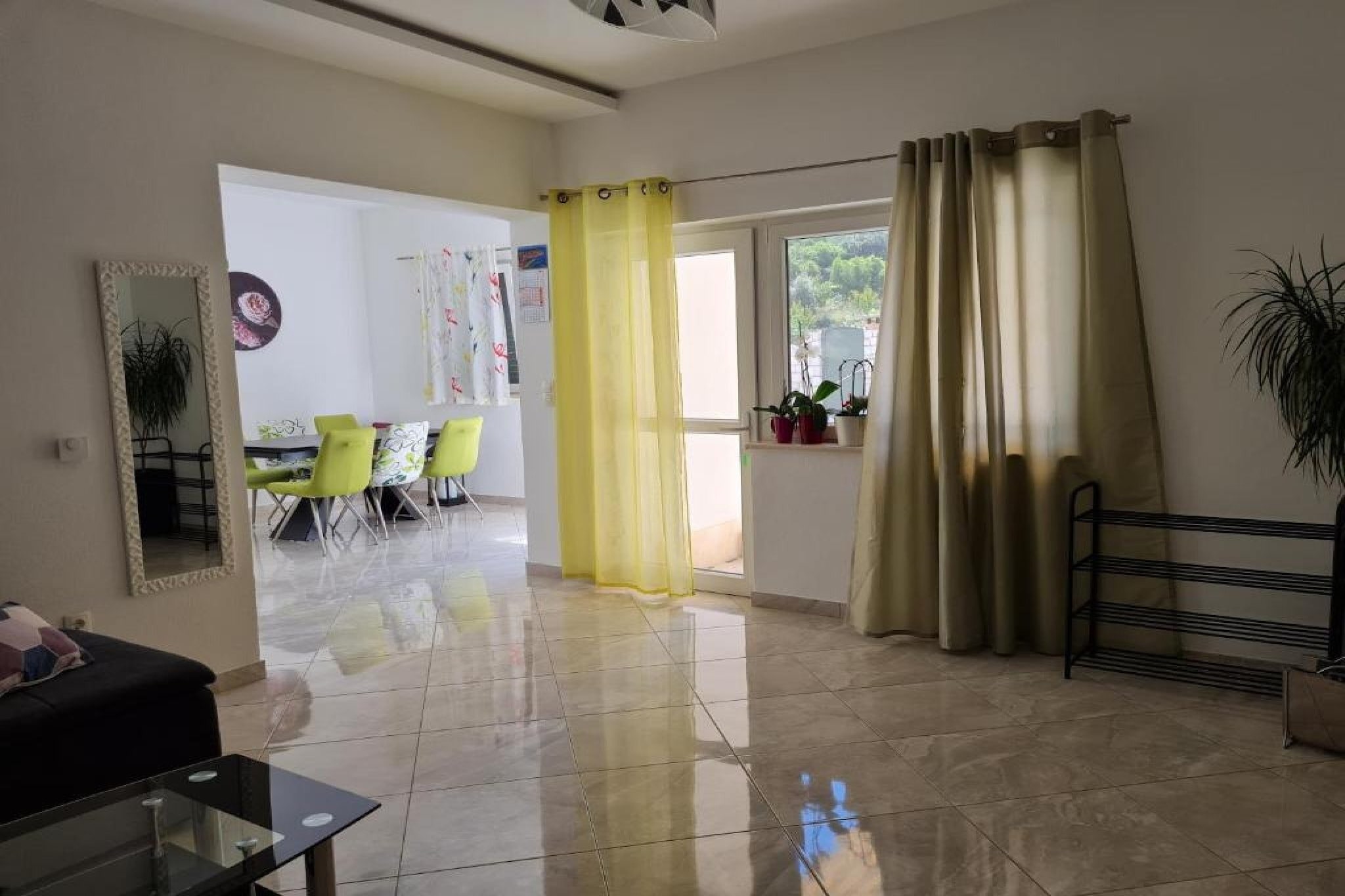 Luxury apartment Ani - Three Bedroom Apartment with terrace and Swimming pool-Woonkamer