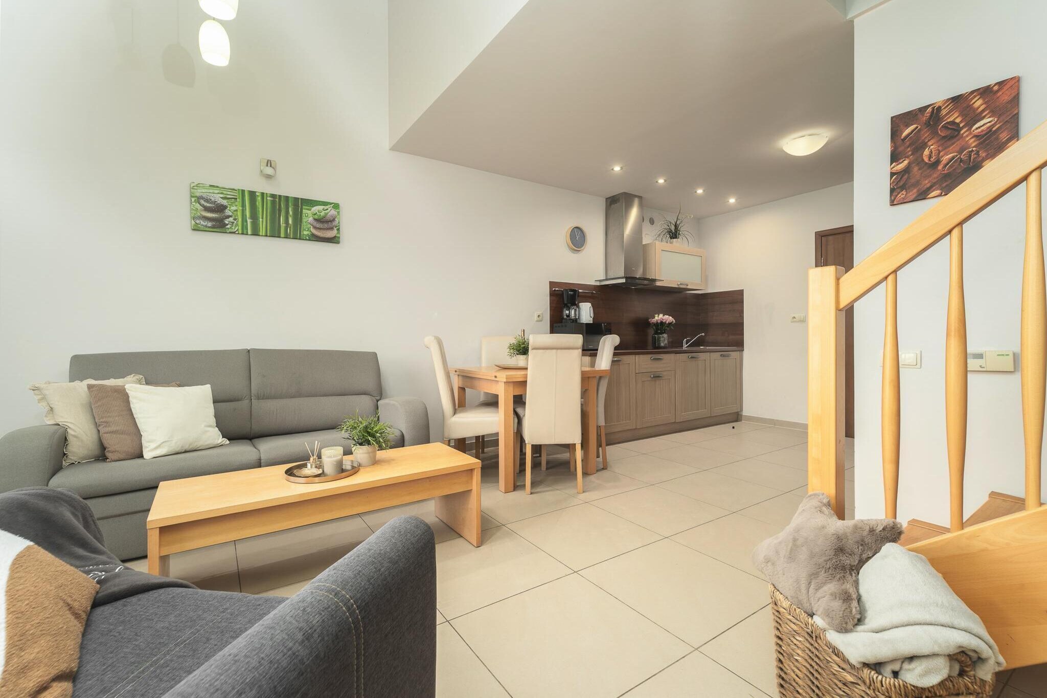 Apartament 2-poziomowy Bałtycka Rewal-Salon