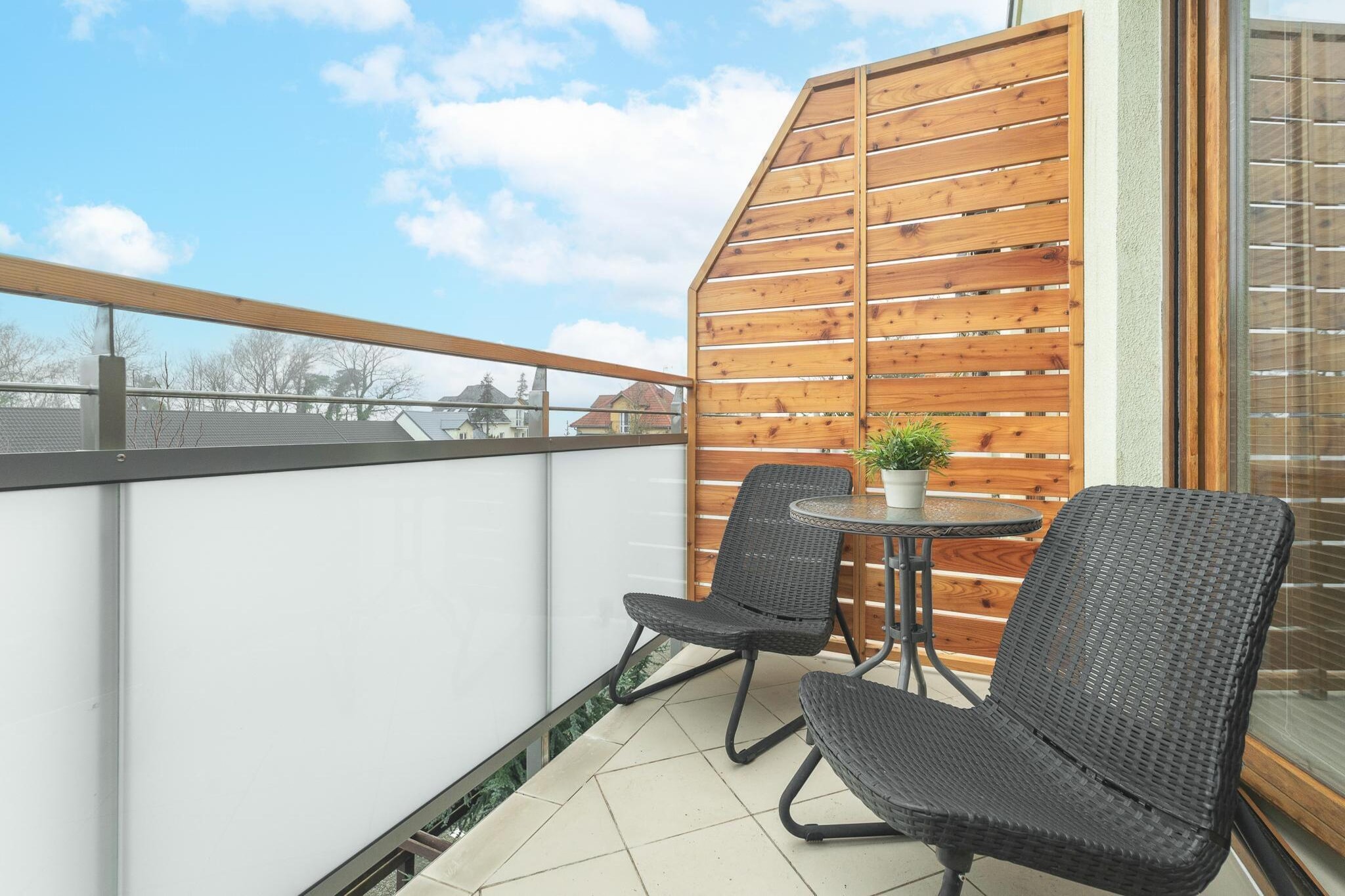 On the 2nd floor: (open kitchen(hob(4 ring stoves, induction), electric kettle, hood, coffee machine, microwave, fridge-freezer), Living/diningroom(double sofa bed, TV(flatscreen), dining table), bathroom(shower, washbasin, toilet, hairdryer))\n\nOn the 3rd floor: (bedroom(single bed, double bed))\n\nInternet access, Parking, balcony, heating(central), garden furniture, high chair, ironing board, iron, baby crib(free)