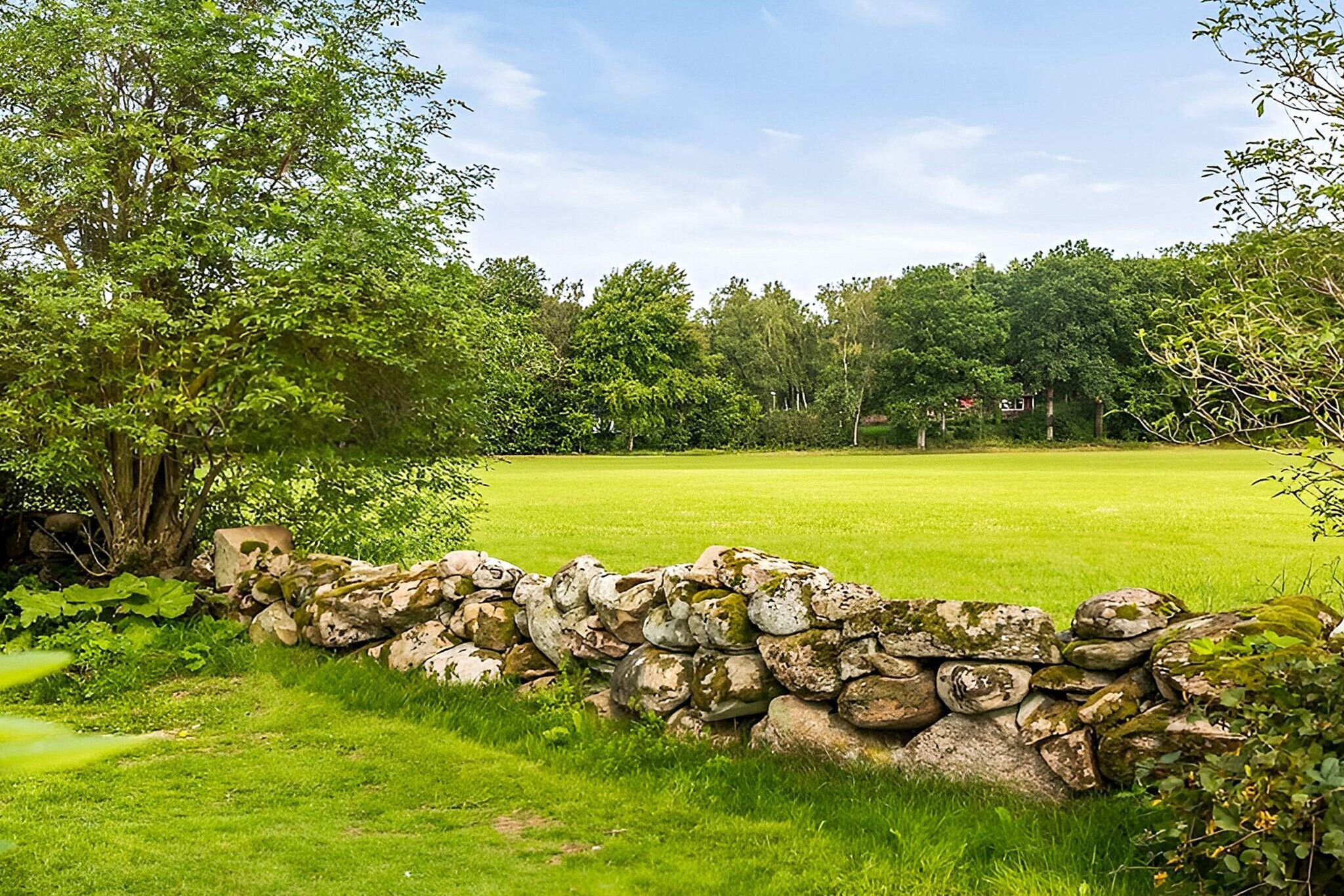 Generous accommodation in a pleasant and well-equipped house within walking distance to an attractive fishing and swimming lake. A perfect starting point for excursions to a number of lovely donut places. The area is idyllic and scenic and there are many walking and cycling routes. On the ground floor of the house there is a well-equipped kitchen with an adjacent dining area. Here there is a bedroom with a bunk bed in the form of a family bed with a wider lower part and a smaller room that functions as a study. The living room has comfortable seating and TV as well as a lovely dining table. The bathroom has a bathtub with a shower. Upstairs is the sleeping area. A large room has a double bed and a sofa. One room has two single beds. There is also a toilet here. In the house's basement is the laundry room. The house is under renovation and pictures will come later. There is free wifi in the house. Within walking distance is a well-arranged and nice swimming area in lake Mäsen. The surrounding forests are rich in both berries and wildlife. Here you are always close to fine fishing waters, excellent canoeing experiences, quiet outdoor swimming, inspiring bike tours and pleasant hiking trails. The Kungasjöleden is one of many nice walking routes. For those interested in fishing, there is good fishing in both Mäsen and Oklången, Fishing license is valid. It is only a short drive to GeKå's large shopping center in Ullared and also to the pleasant summer town of Varberg. The city with lovely salty baths, both with and without clothes, from both sandy and rocky beaches. There is also a large range of culture here, famous market stalls on Wednesdays and Saturdays and plenty of cozy restaurants and cafés. Varberg is best known for its magnificent fortress and museum, with i.a. The box stone man and the bullet button that killed Karl X11. Next to the fortress there is a large newly built fortress bath and an incredibly beautiful Kallbadhus where there are bathing opportunities all year round. Just next door is the fine Societetshuset and a 100-year-old Warm Bath House with a wide range of activities.