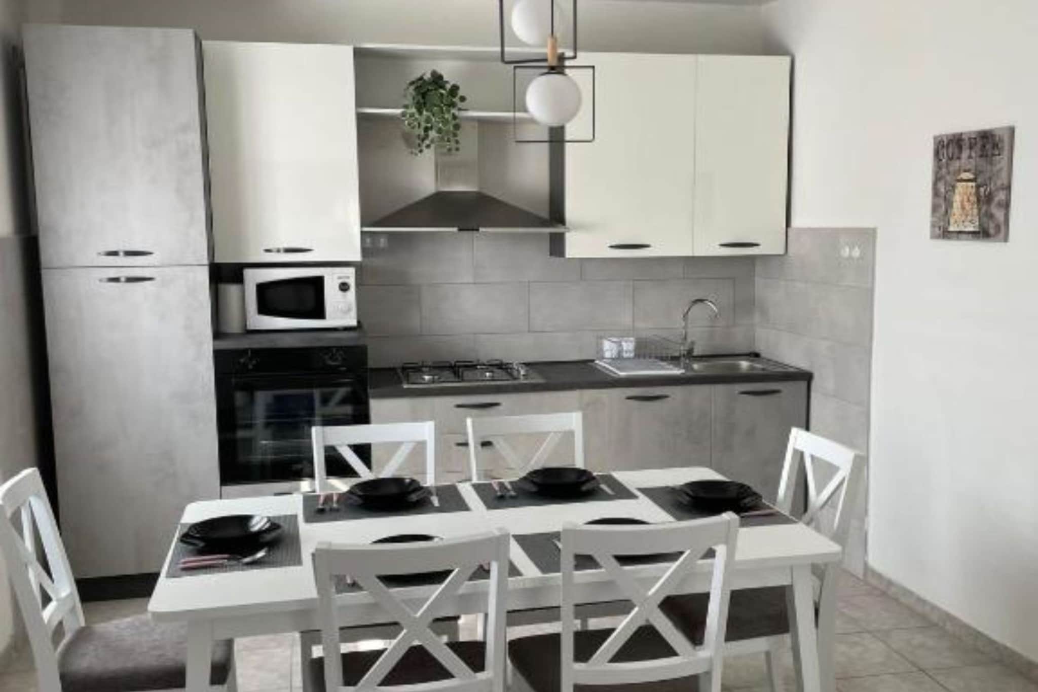 Apartment Megi - Two Bedroom Apartment with Balcony and Sea View-Kitchen